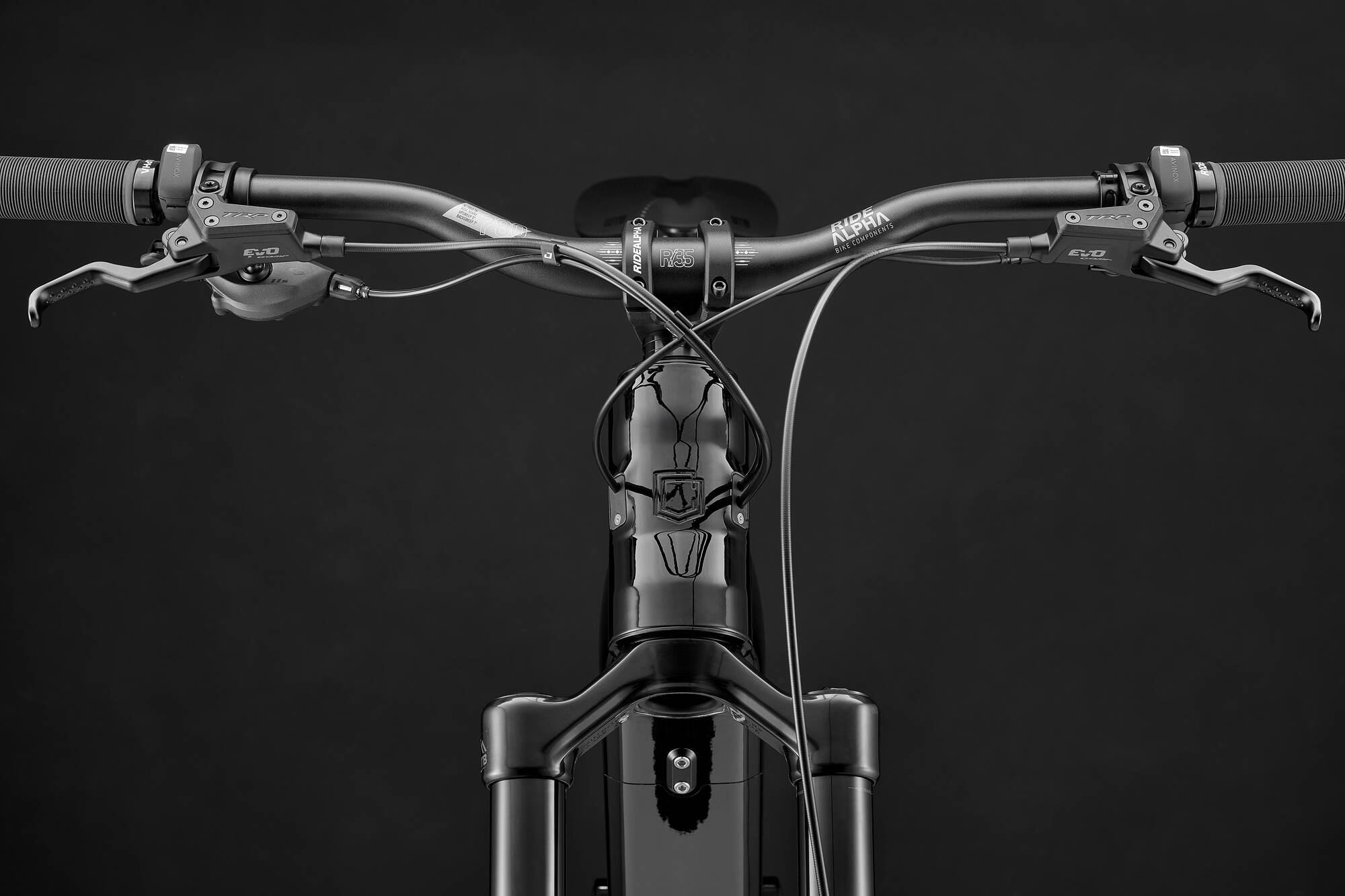 COMMENCAL META POWER SX AVINOX RIDE PURE BLACK 2027 image large number 4