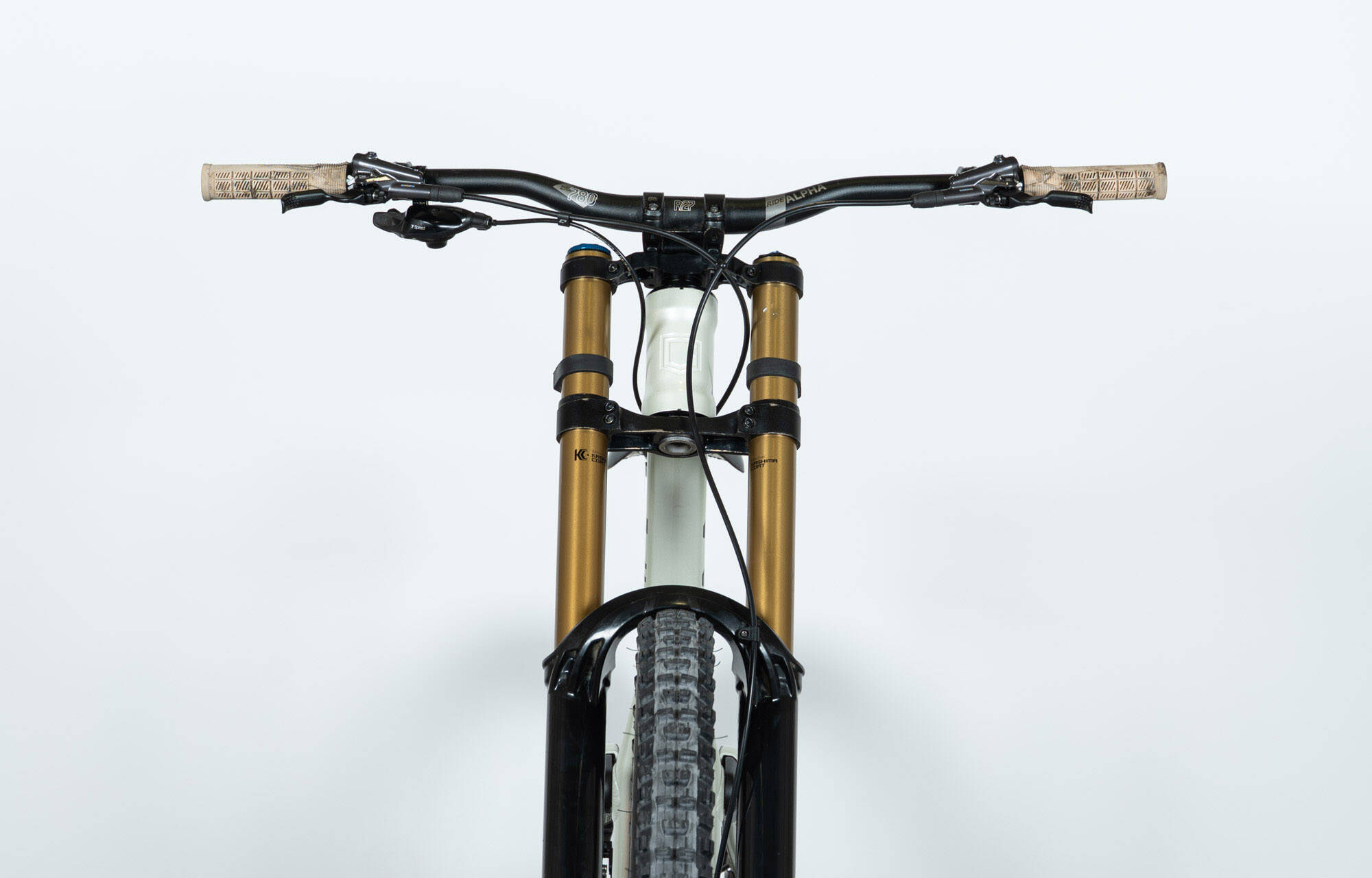 COMMENCAL SUPREME DH V5 SIGNATURE COIL CLEAR SILVER - L (22150303) image large number 3