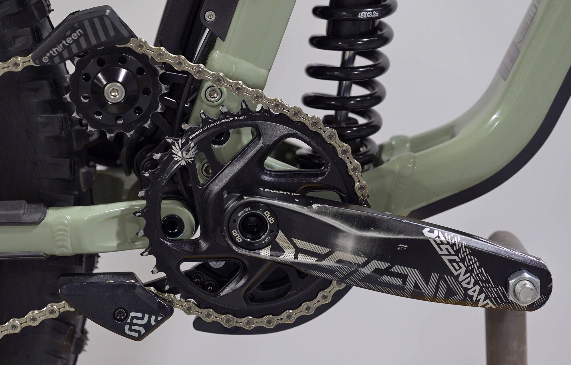 COMMENCAL SUPREME DH V5 ESSENTIAL HERITAGE GREEN - M (22150802) image large number 9