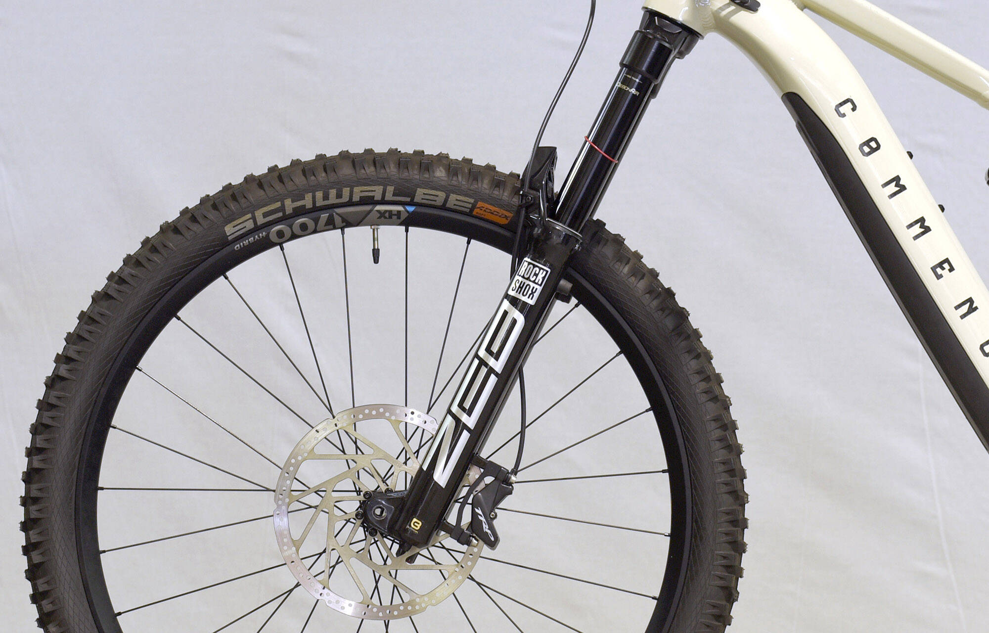 COMMENCAL META POWER SX BOSCH RACE CHALK - L (23181403) 4 km image large number 7