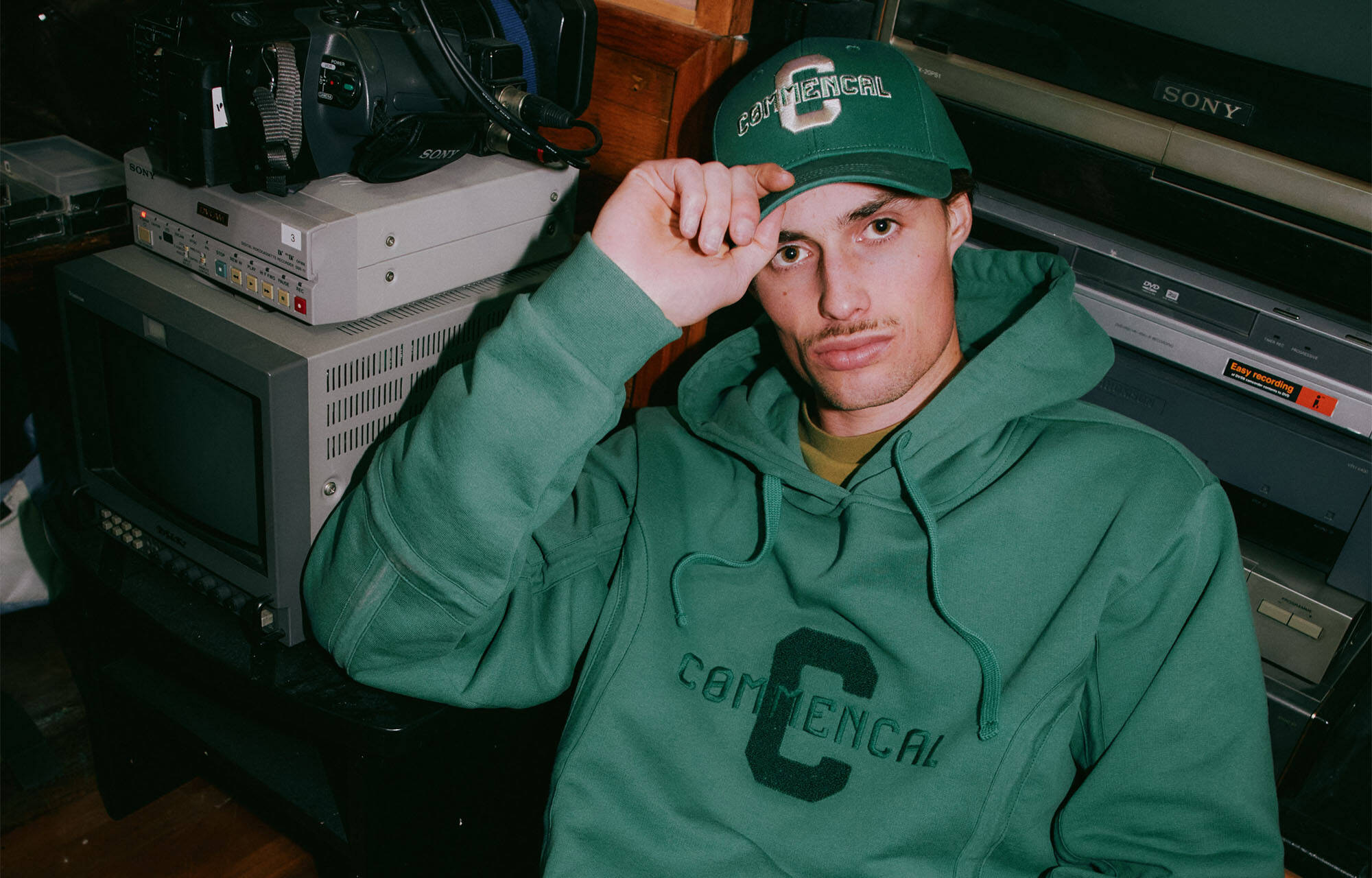 SUDADERA COMMENCAL UNIVERSITY BASIL image large number 1