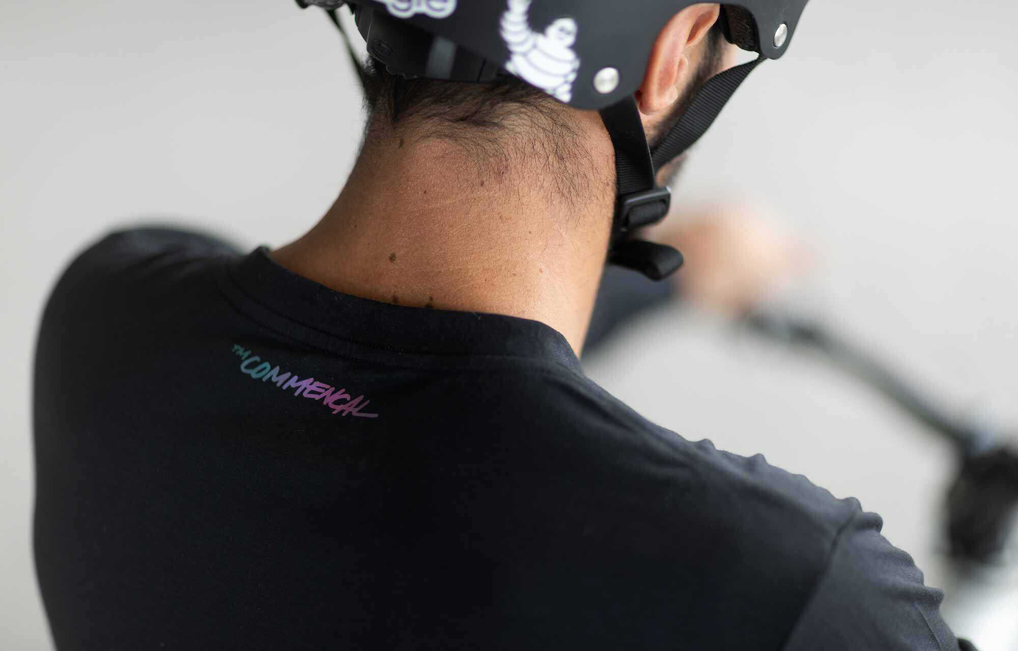 MAGLIA COMMENCAL SOFTECH MANICHE LUNGHE BLACK NEON image large number 4