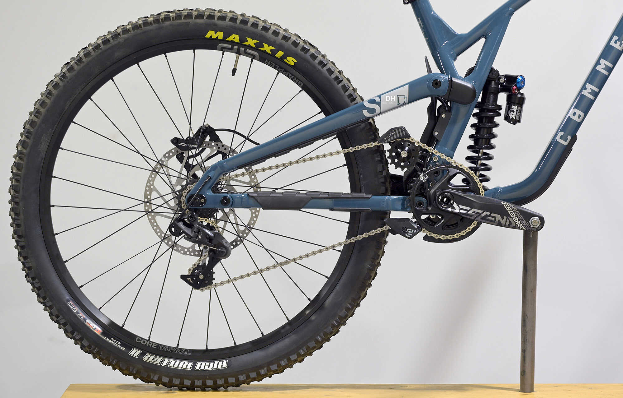 COMMENCAL SUPREME DH V5 ESSENTIAL AQUA BLUE - L (23150103) image large number 0