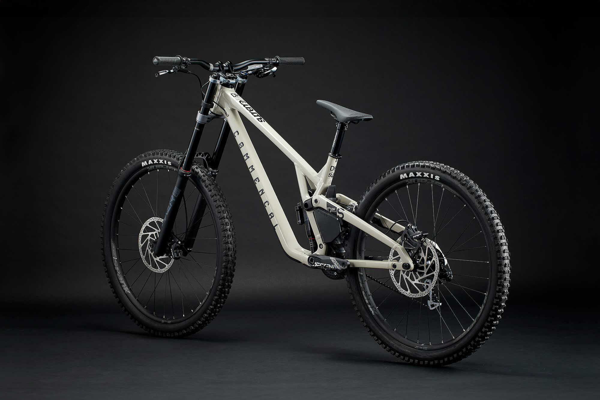 COMMENCAL SUPREME DH V5 RIDE CHALK image large number 2