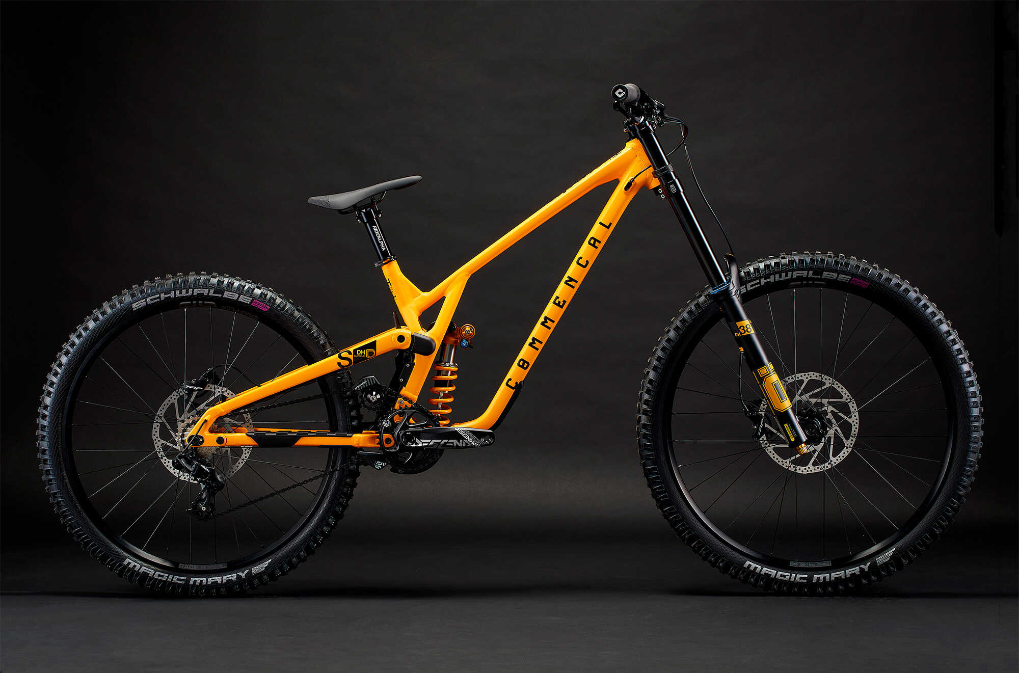 COMMENCAL SUPREME DH V5 OHLINS EDITION YELLOW image large number 0