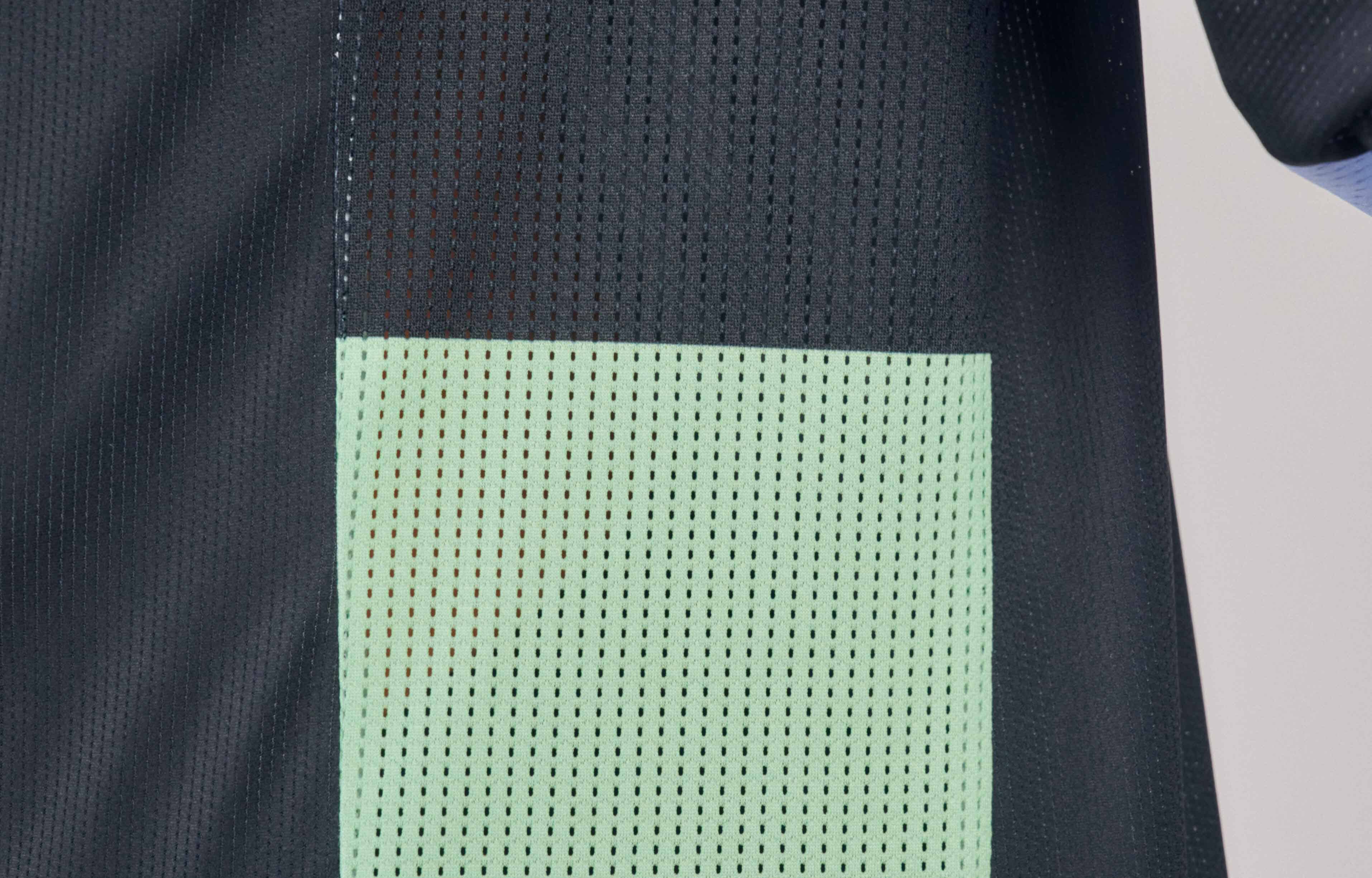 MAGLIA COMMENCAL LIGHTECH MANICHE LUNGHE NEO BLACK image large number 4