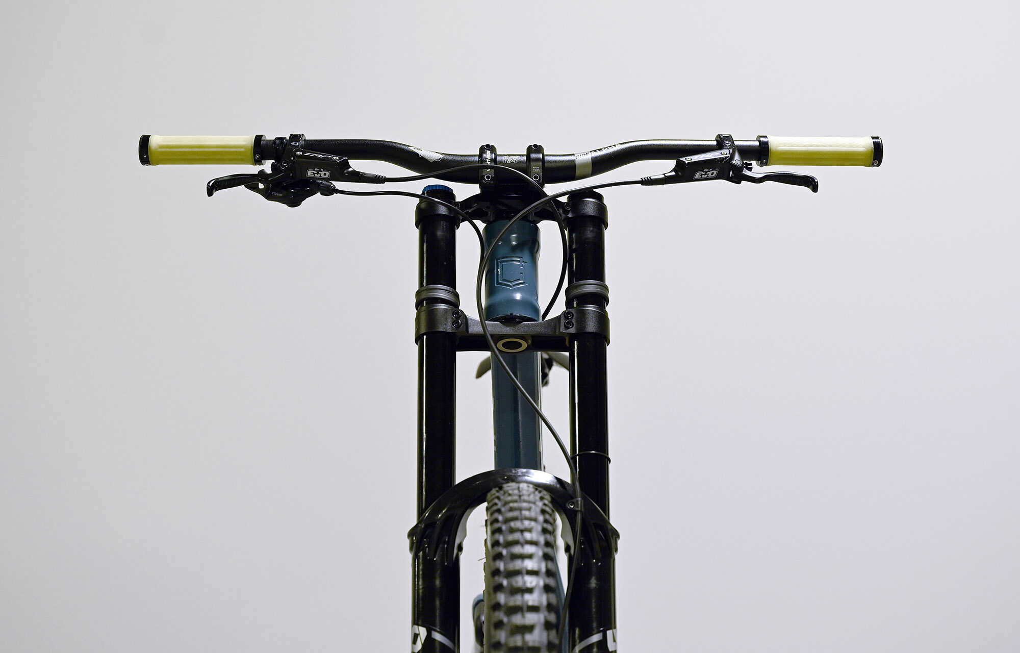COMMENCAL SUPREME DH V5 ESSENTIAL AQUA BLUE - M (23150102) image large number 3