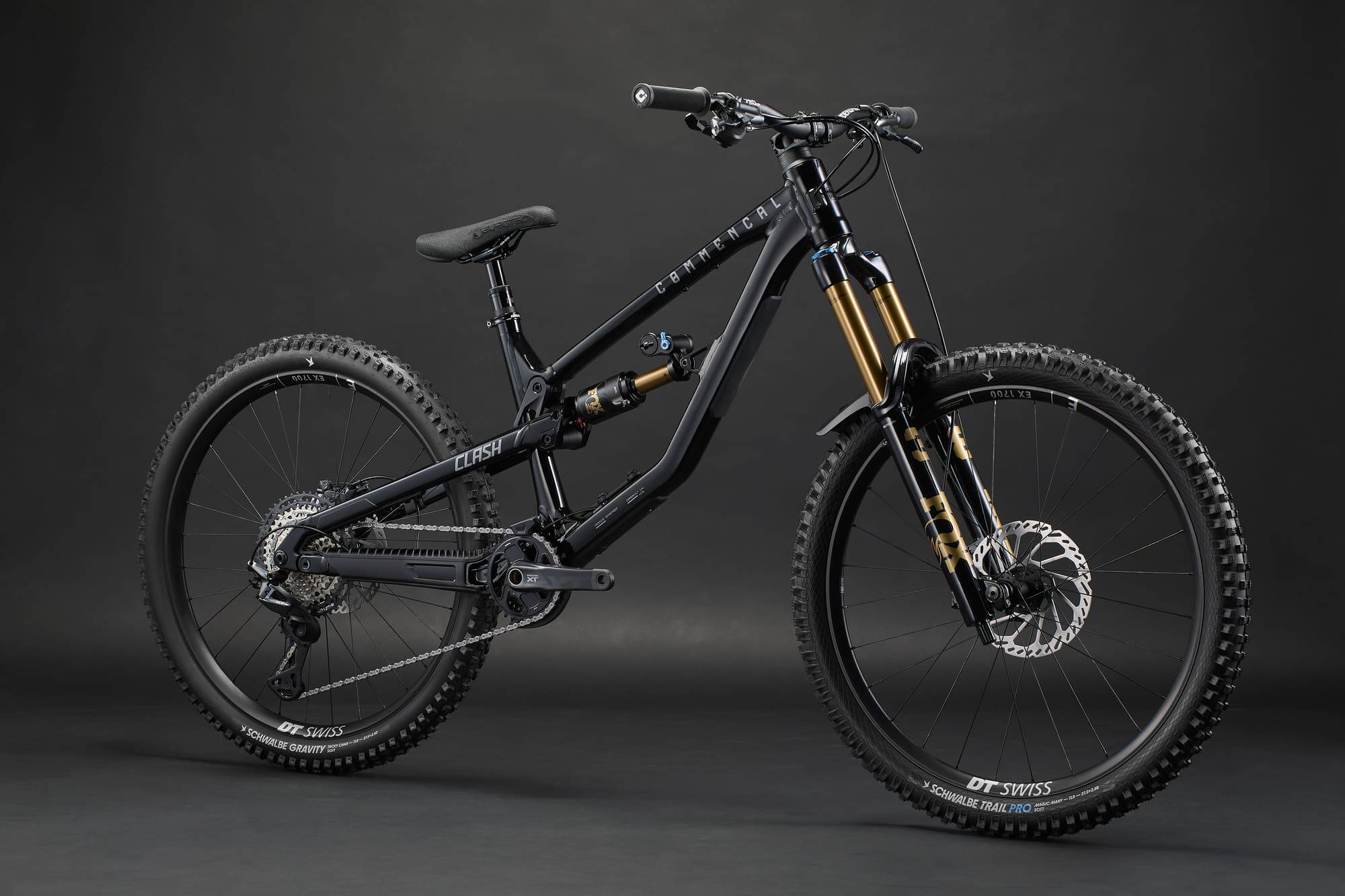 COMMENCAL CLASH V3 SIGNATURE PURE BLACK 2027 image large number 1