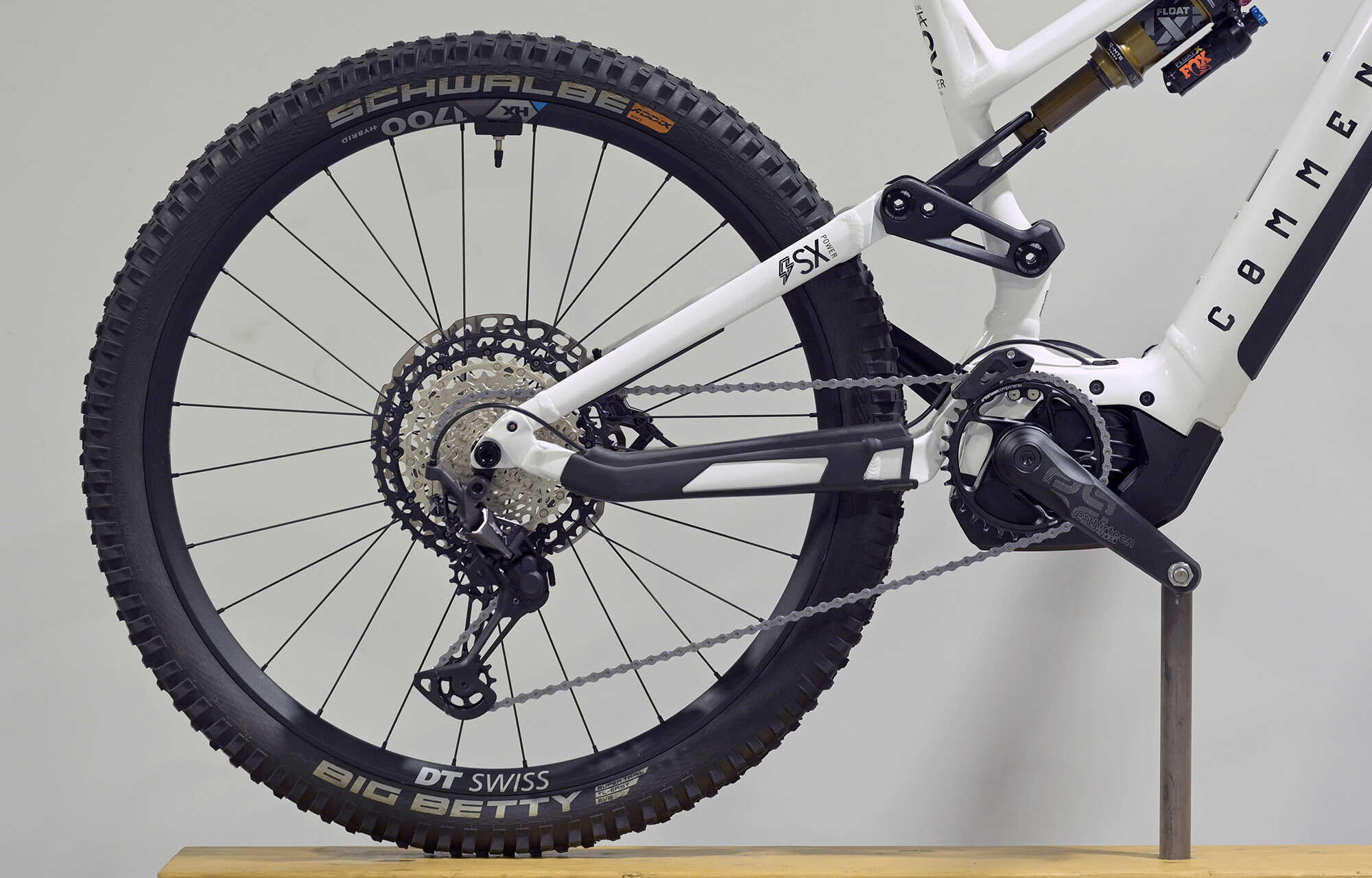 COMMENCAL META POWER SX BOSCH SIGNATURE PURE WHITE - L (22181903) 254 km image large number 0