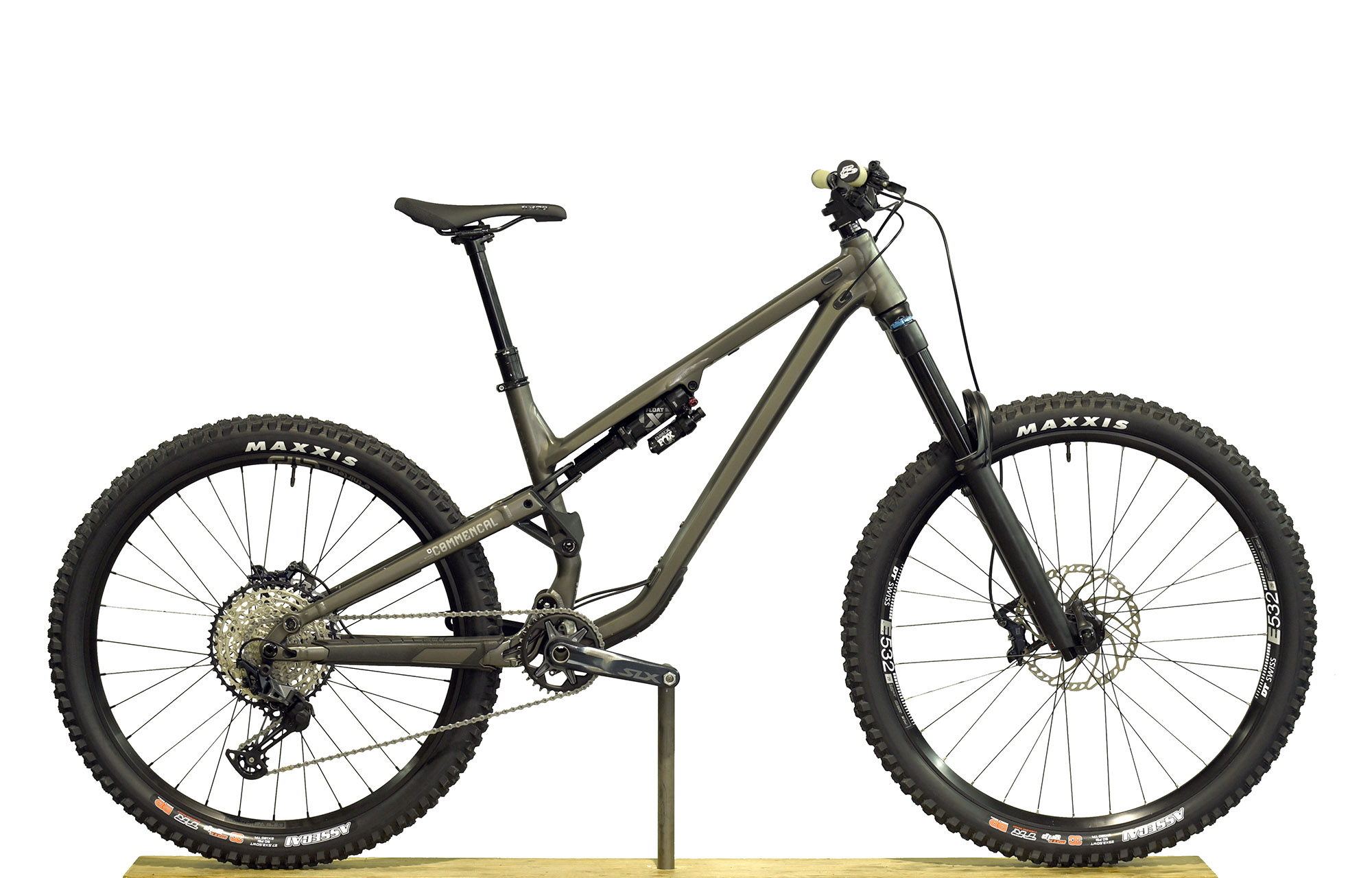 COMMENCAL META SX V4 ESSENTIAL DARK SLATE - M (22130602) image number null