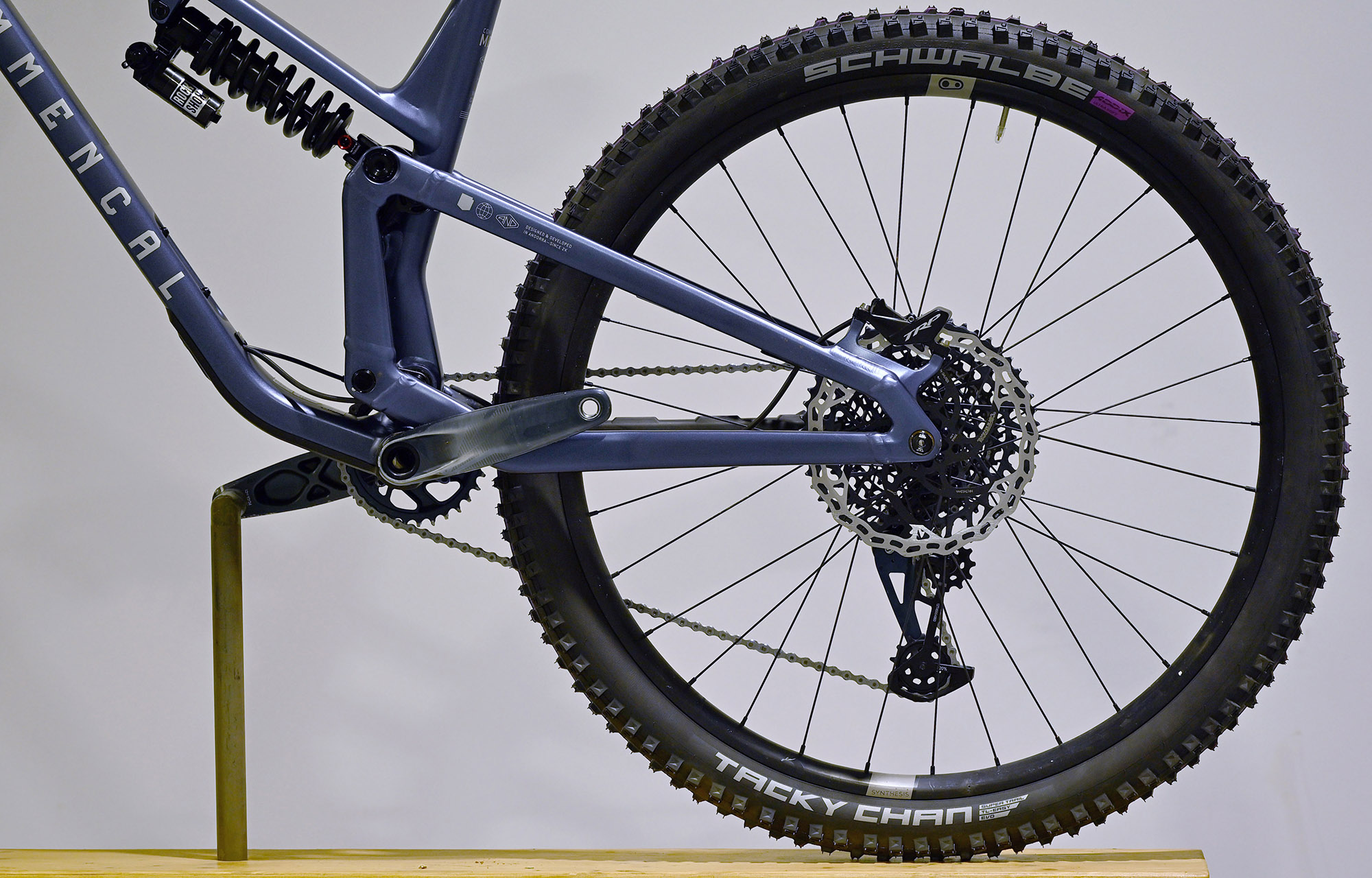 COMMENCAL META V5 RACE SPARKLY BLUE - L (23121303) image cover number large 4