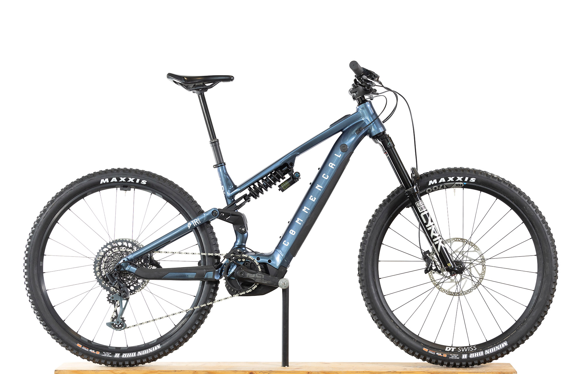 COMMENCAL META POWER TR BOSCH RACE SPARKLY BLUE - M (22181402) 664km image number null