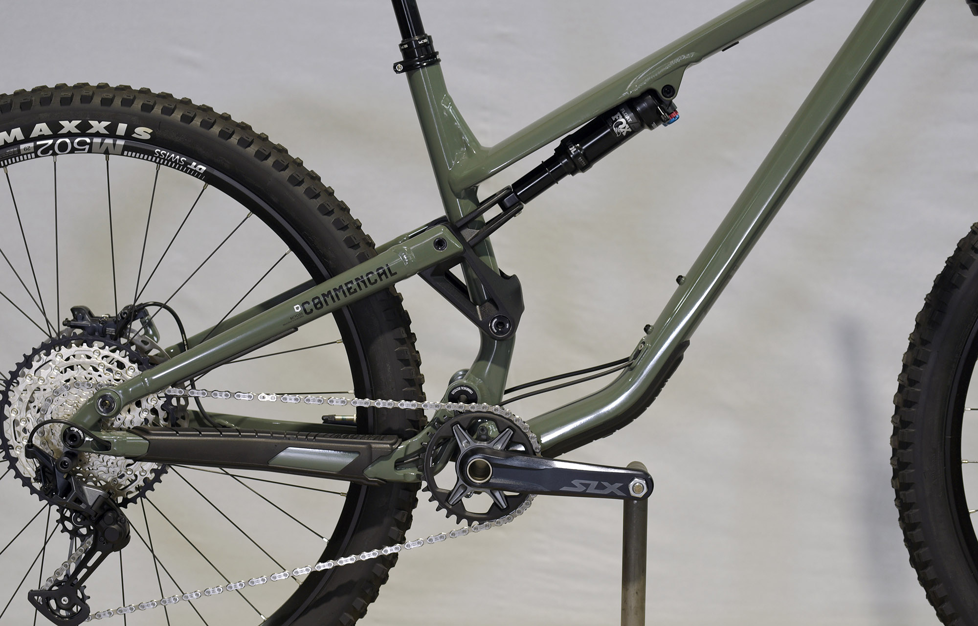 COMMENCAL META TR V4 ESSENTIAL KESWICK GREEN - L (22120303) image number null