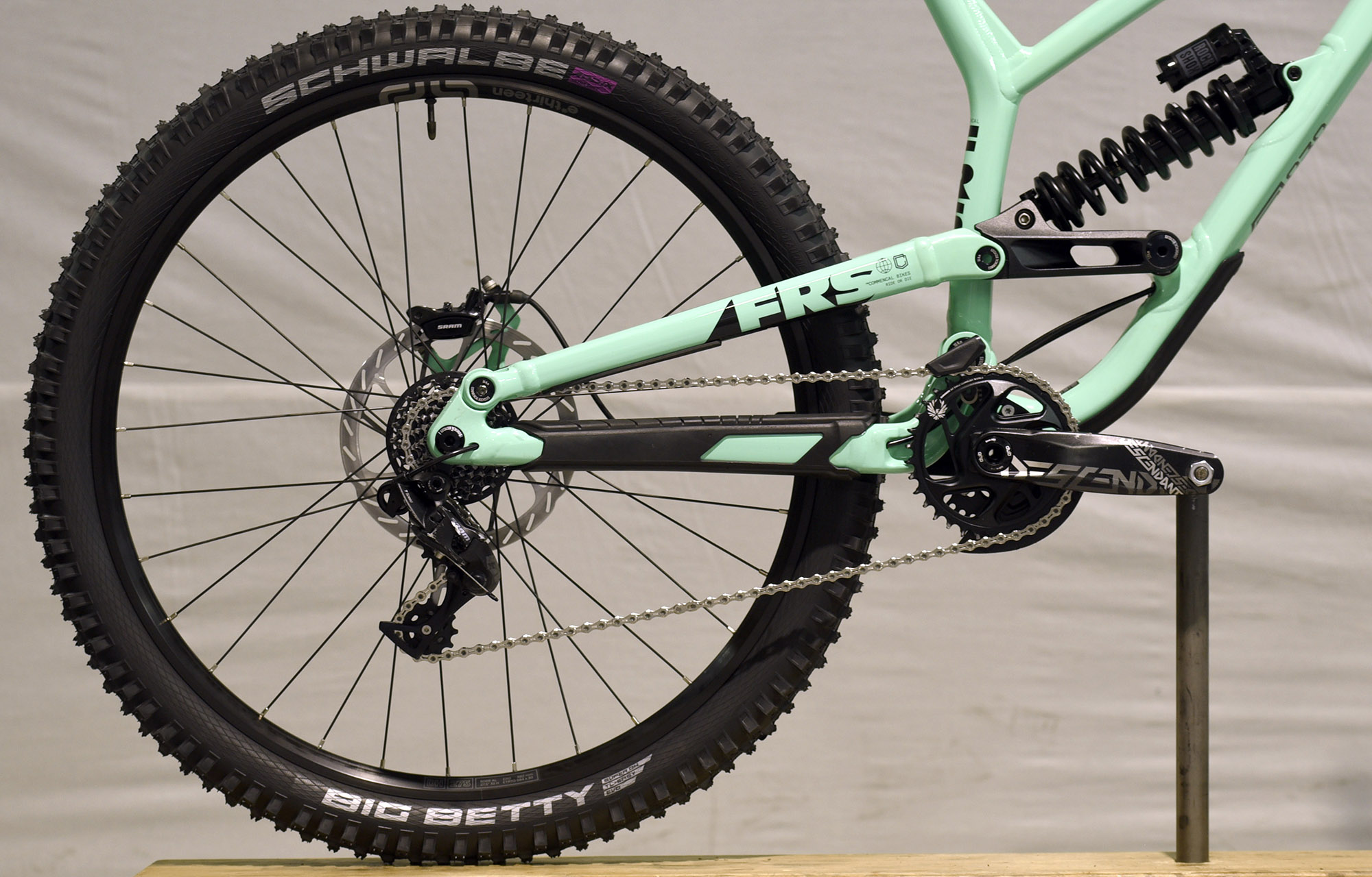COMMENCAL FRS RIDE EMERALD GREEN - M (23150402) image number null