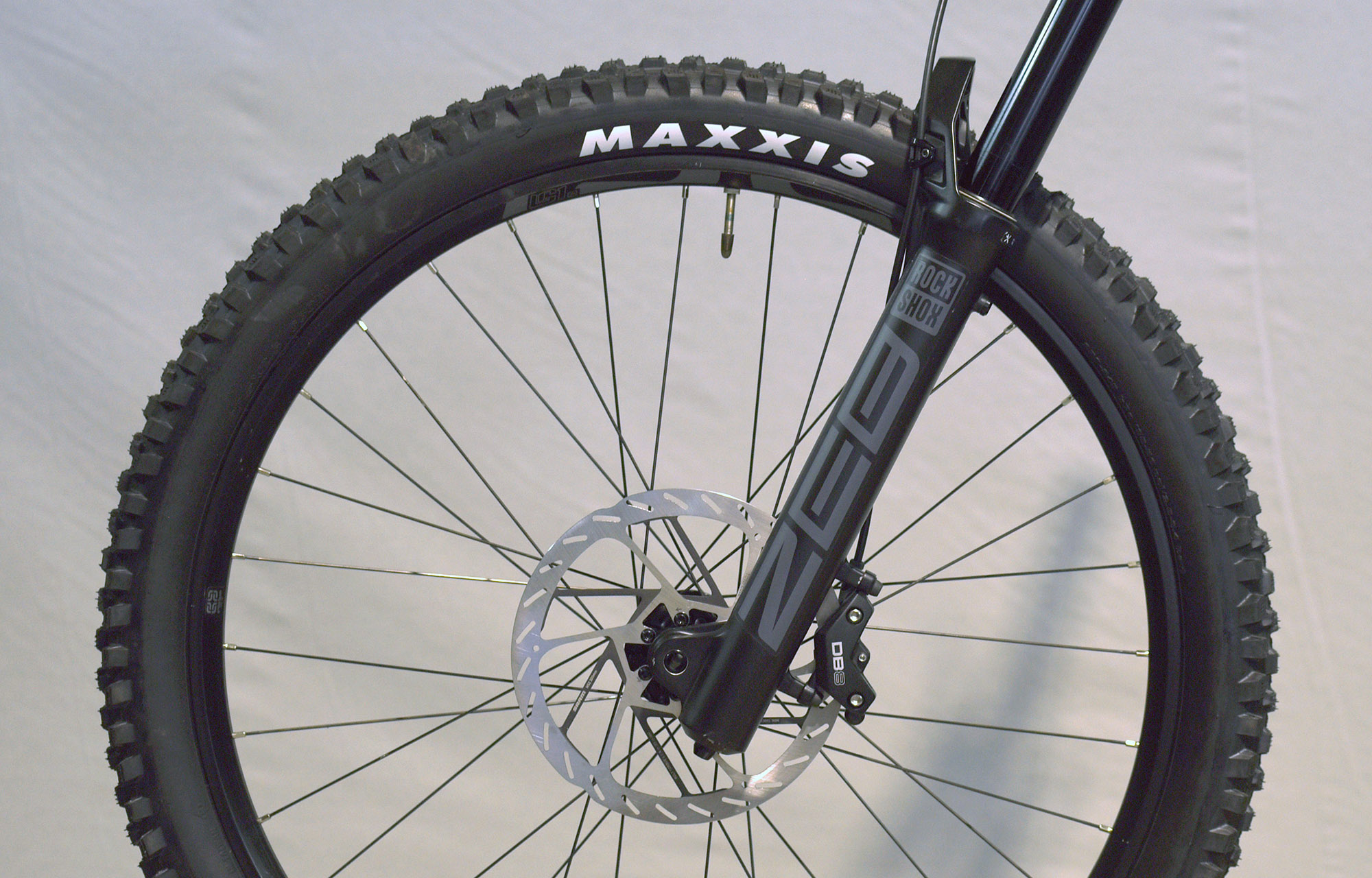 COMMENCAL CLASH RIDE EMERALD GREEN NEW ROCKSHOX - M (23130102) image number null