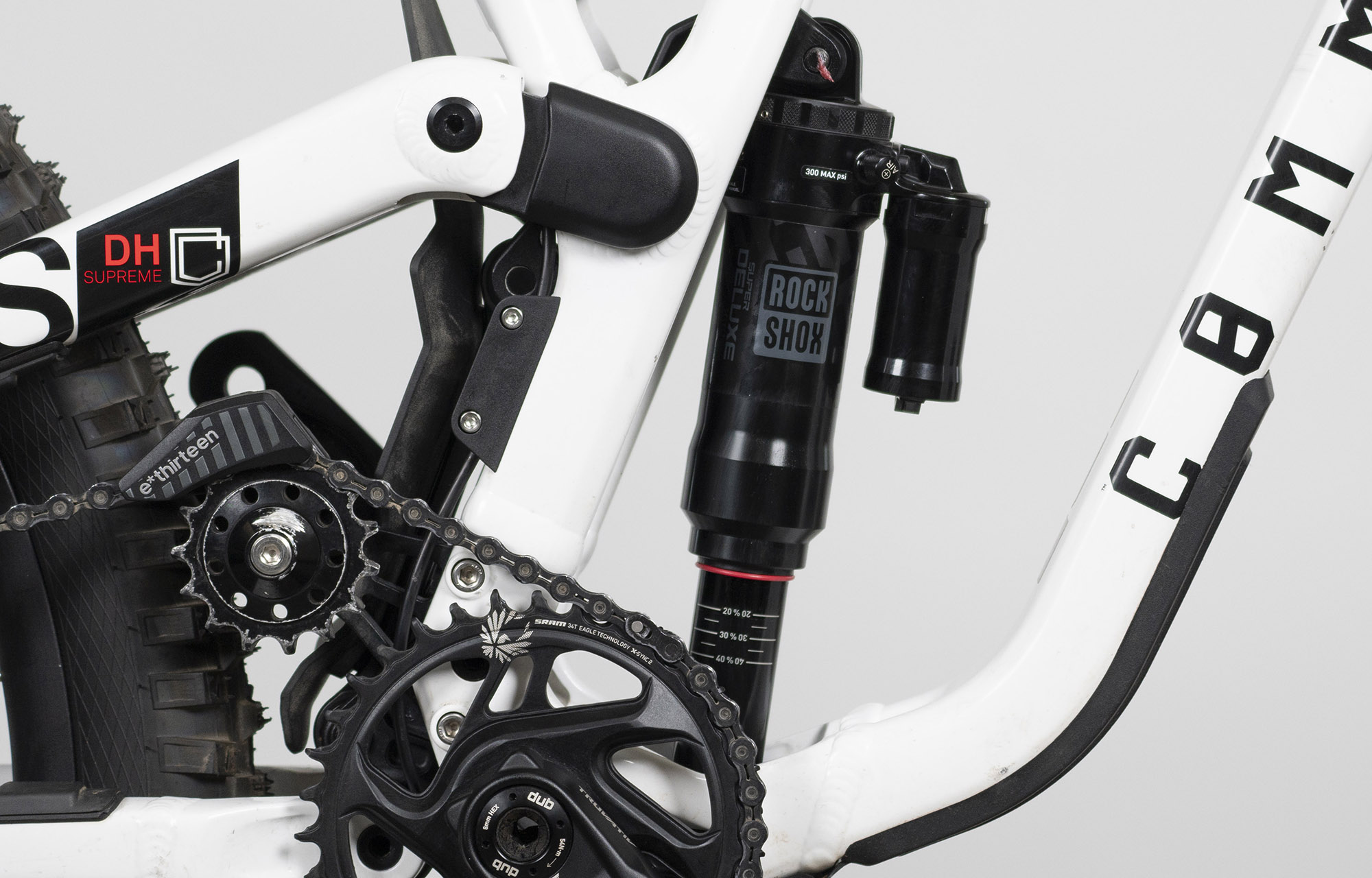 COMMENCAL SUPREME DH V5 XS PURE WHITE - XS (22173300) image number null