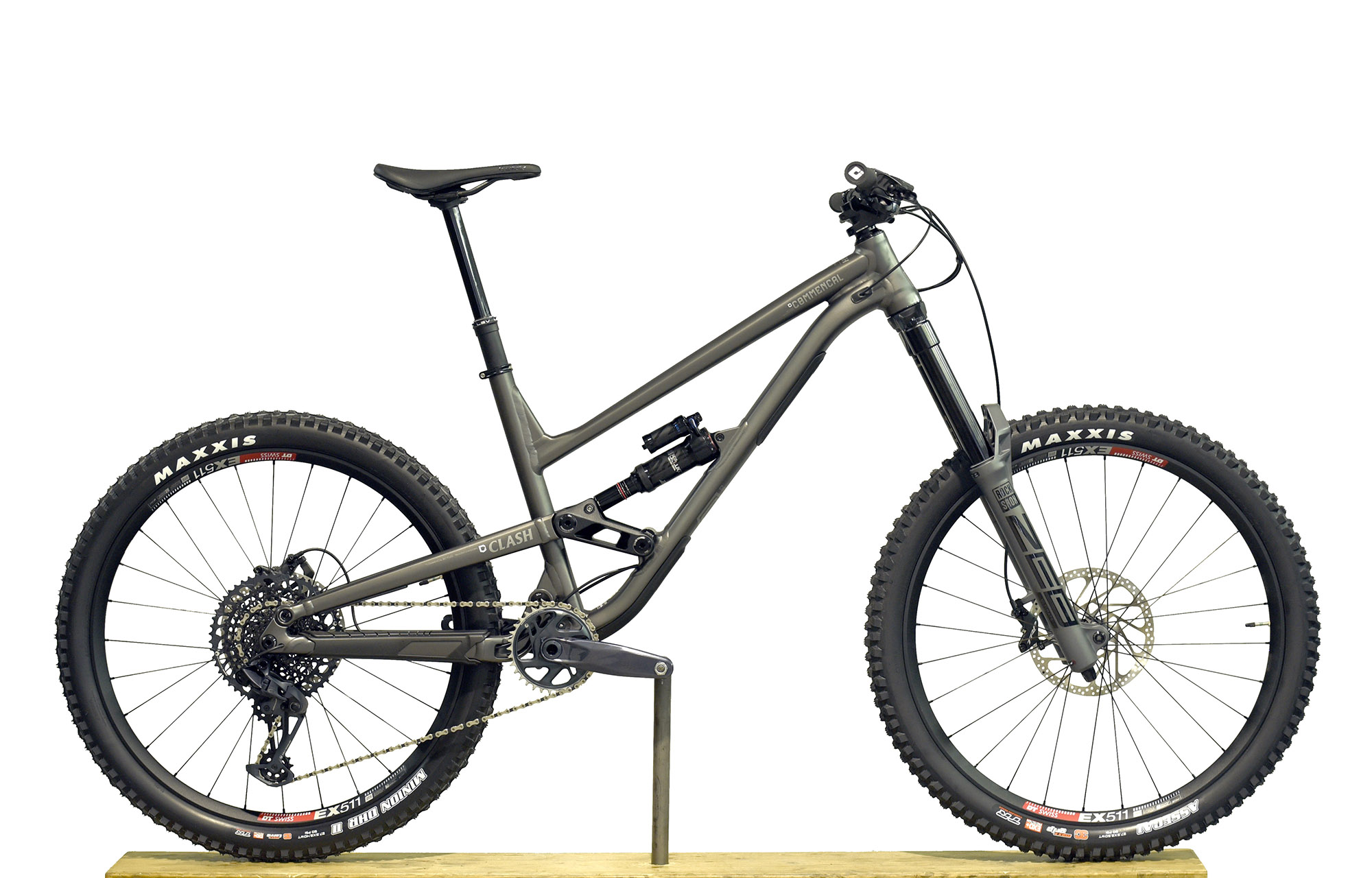 COMMENCAL CLASH RACE DARK SLATE NEW ROCKSHOX - L (22134603) image number null