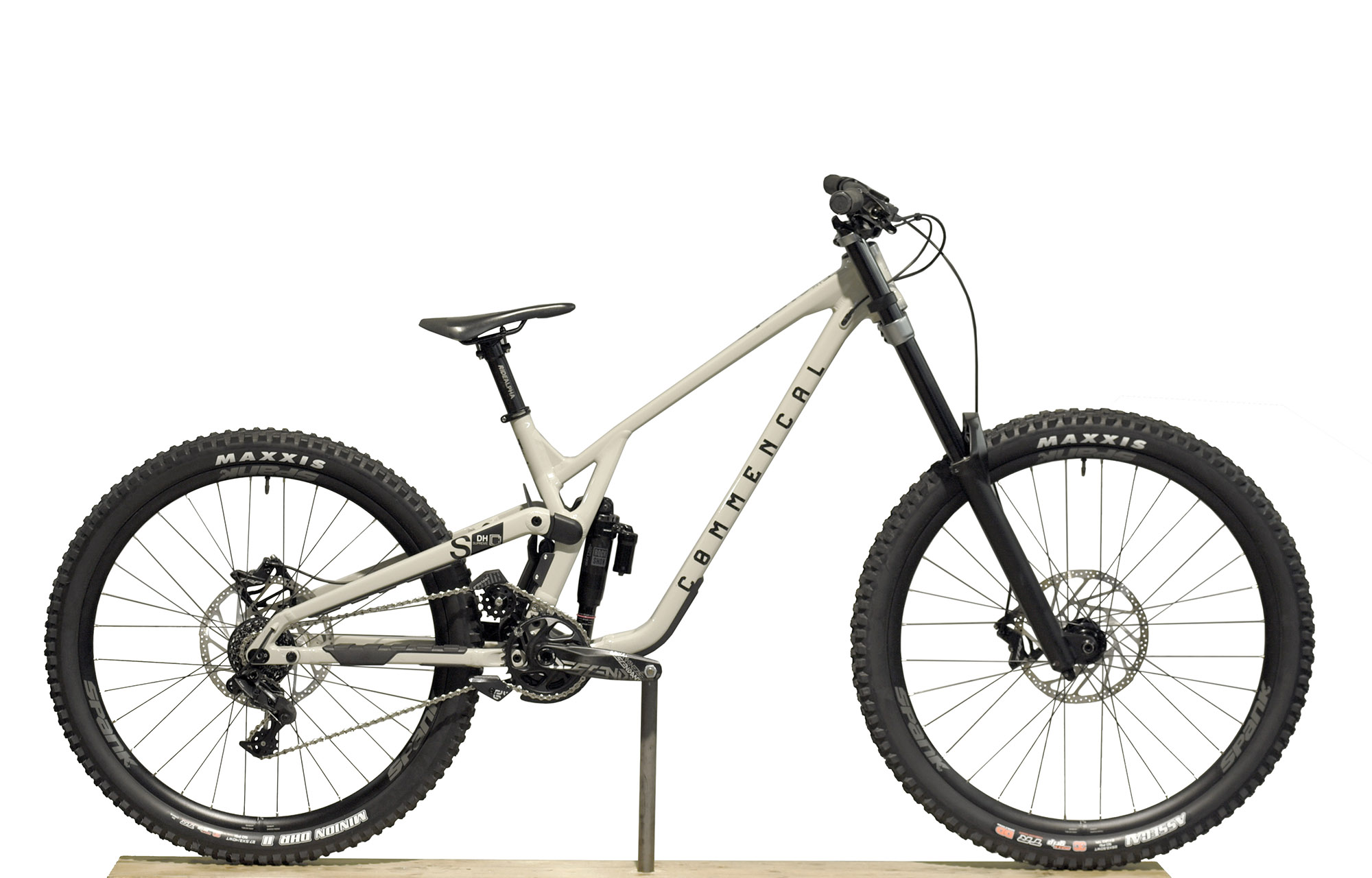COMMENCAL SUPREME DH V5 RIDE CHALK - L (23150003) image number null
