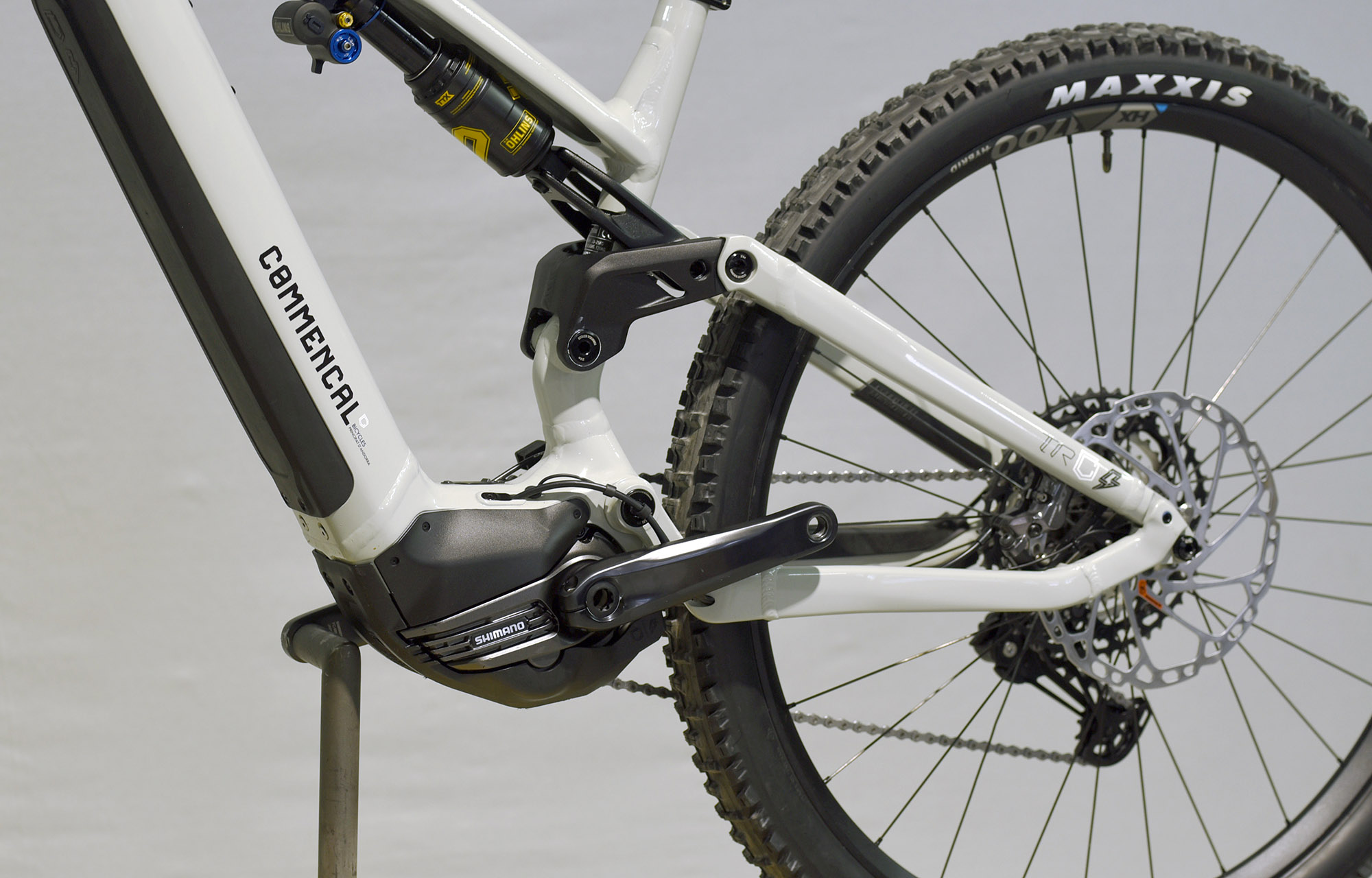 COMMENCAL META POWER TR OHLINS EDITION ASH GREY - M (22181602) 1160km image number null
