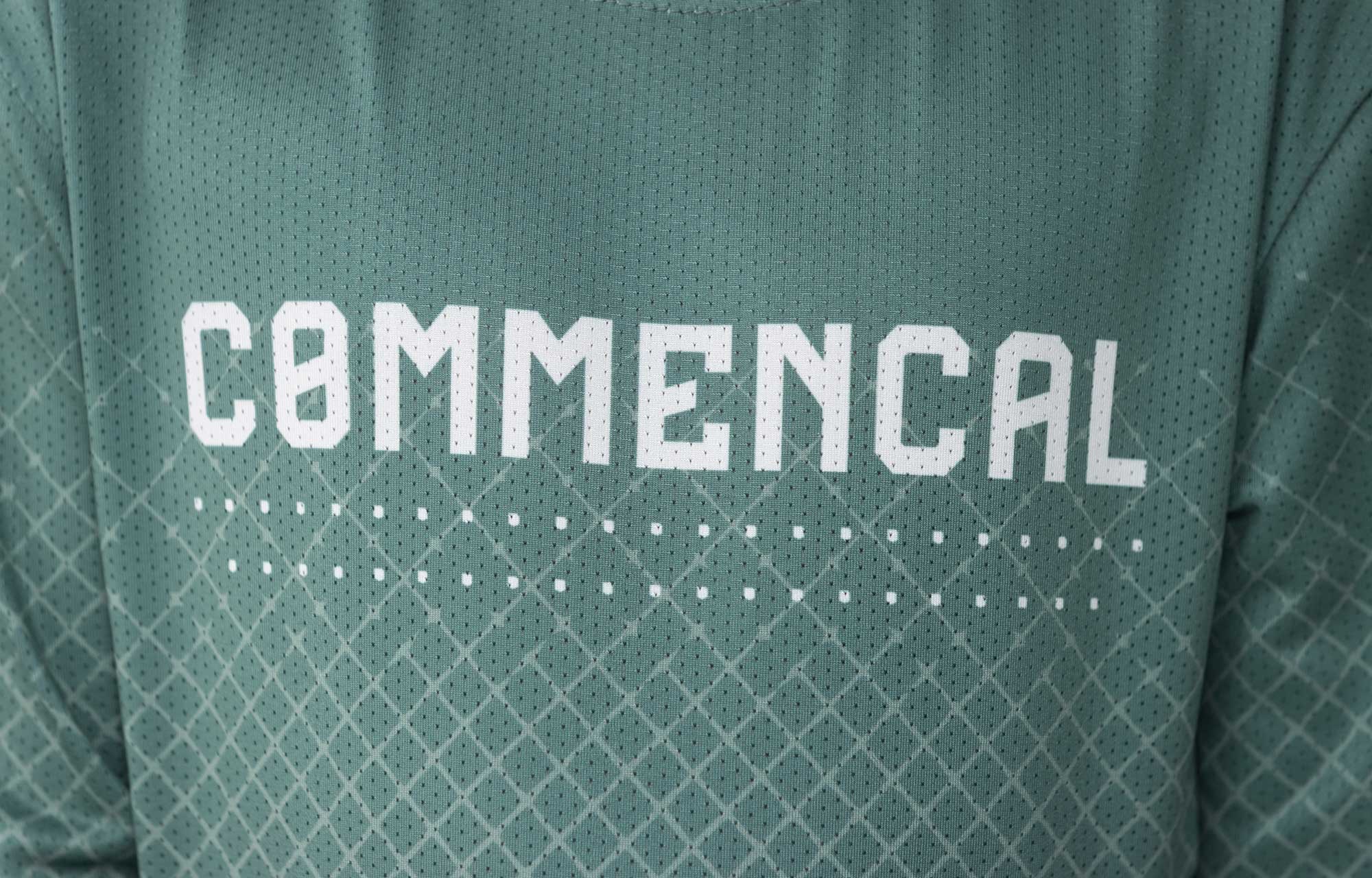 COMMENCAL KIDS KYLE JERSEY GREEN image number 3