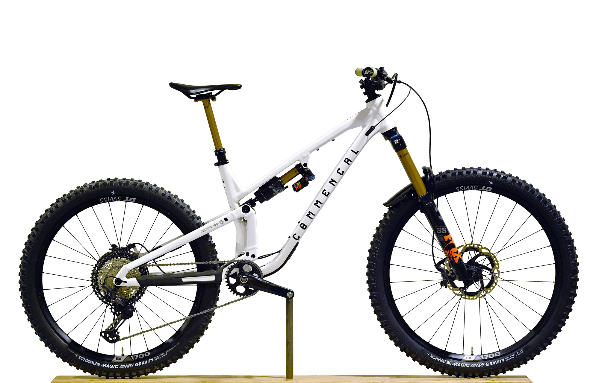 COMMENCAL META SX V5 SIGNATURE CLEAR SILVER - M (23131902) image number null