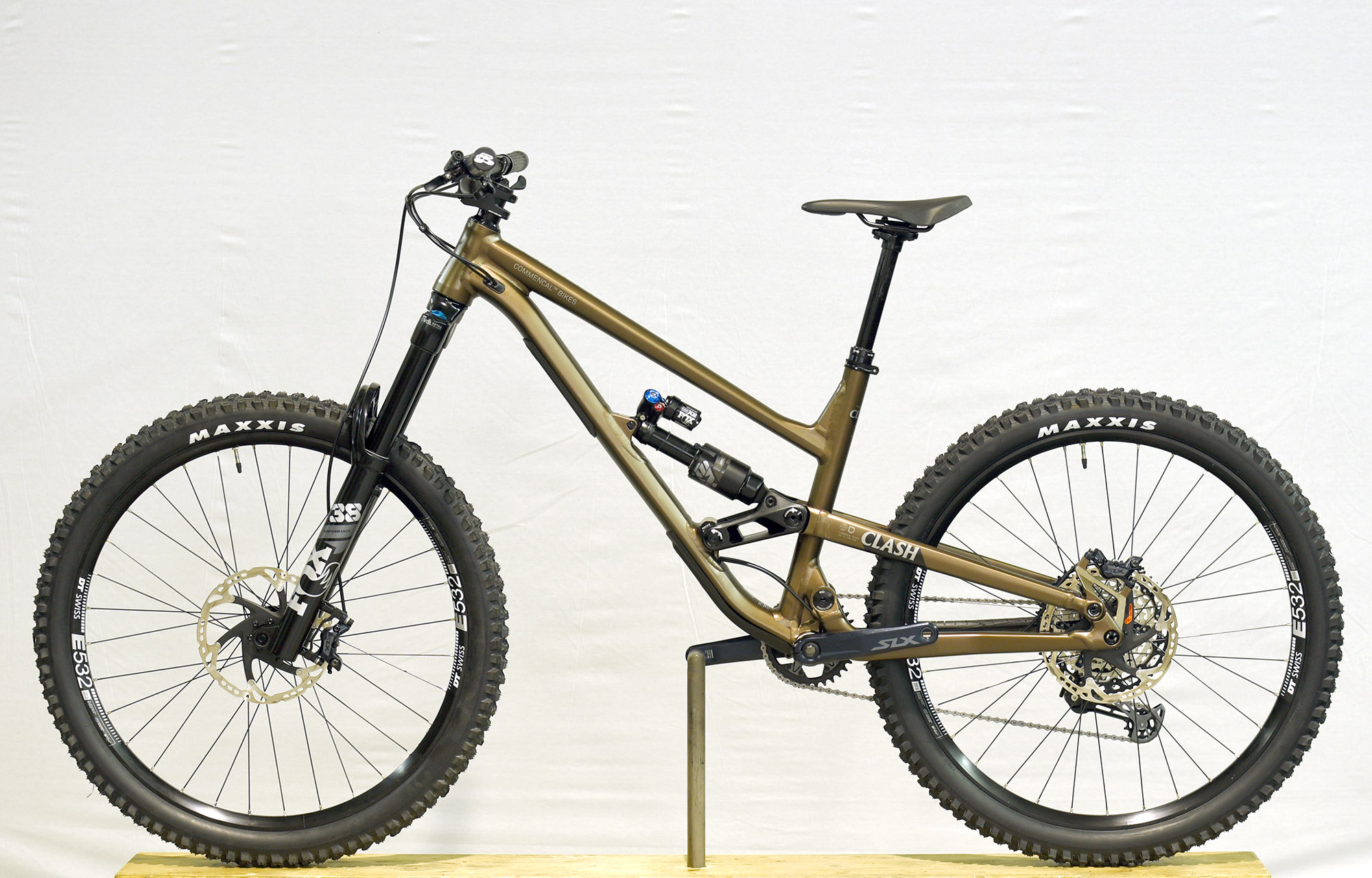 COMMENCAL CLASH ESSENTIAL FROZEN BROWN - M (22134502) image number null