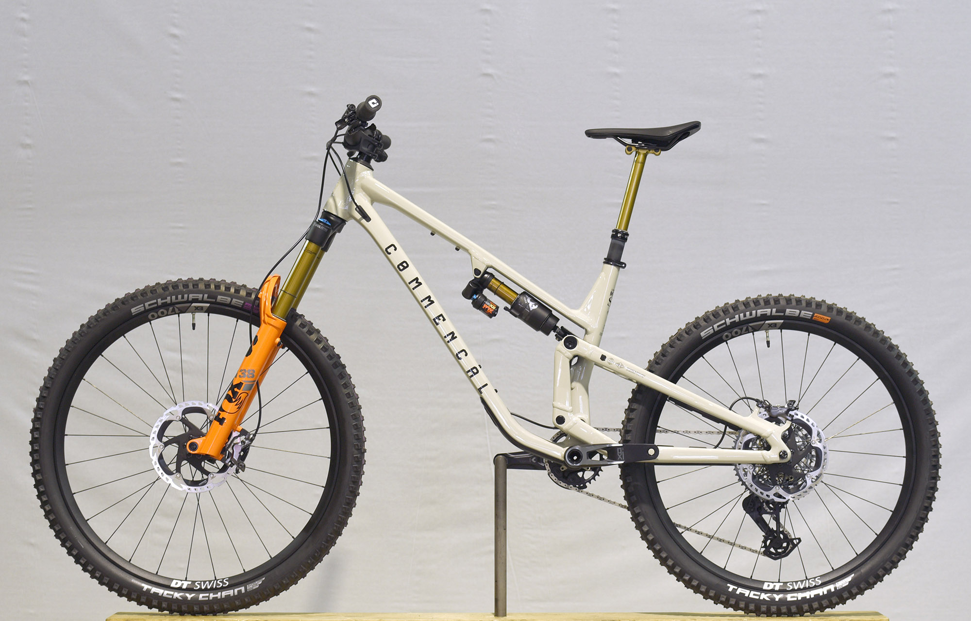 COMMENCAL META SX V5 T-TYPE CHALK - L (23132003) image number null