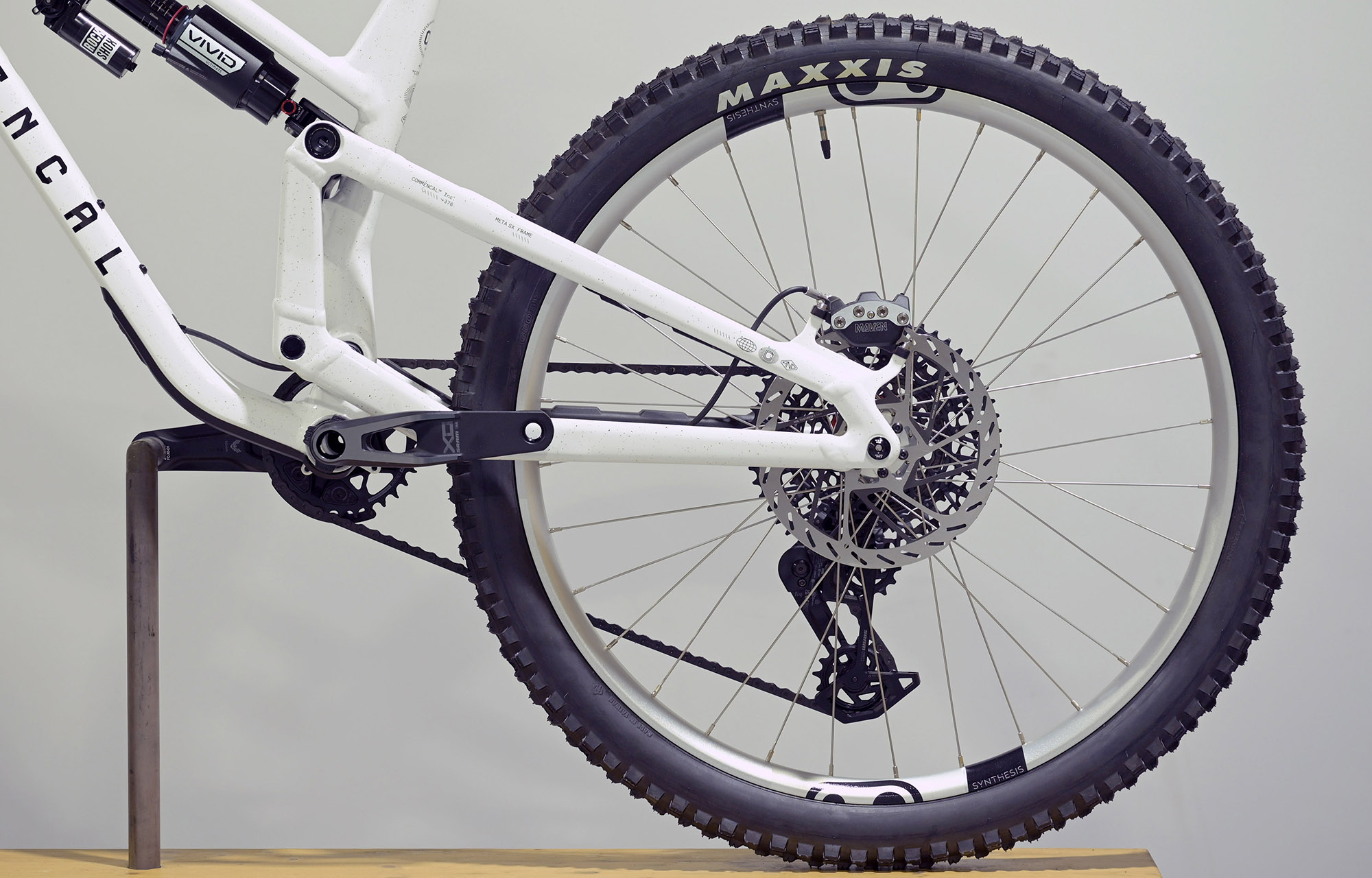 COMMENCAL META SX V5 ULTIMATE WHISTLER EDITION GLITTERY WHITE - M (24136602) image cover number large 5