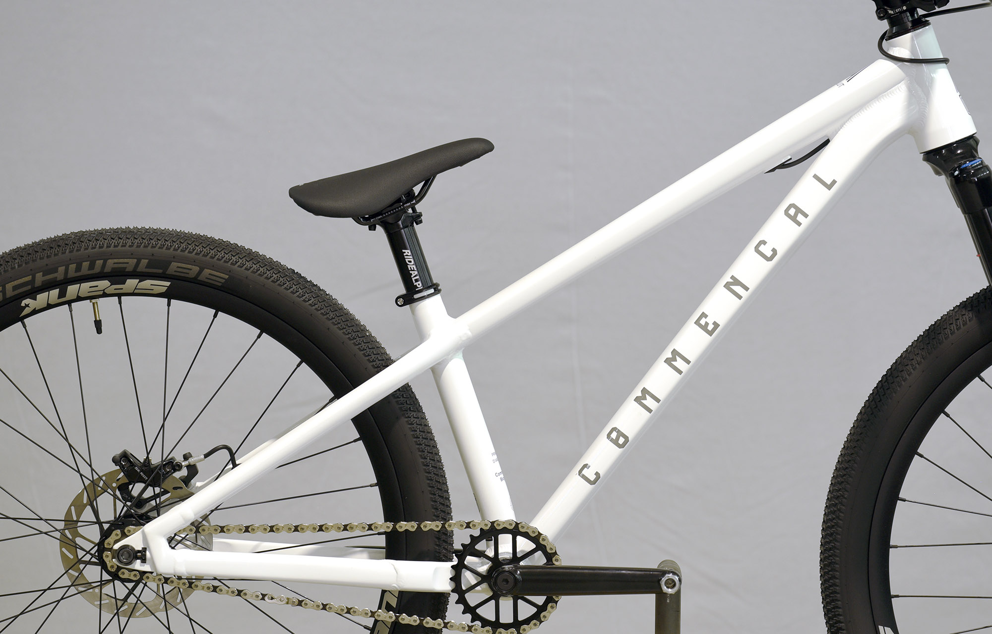COMMENCAL ABSOLUT RS PURE WHITE - M (22140502) image number null
