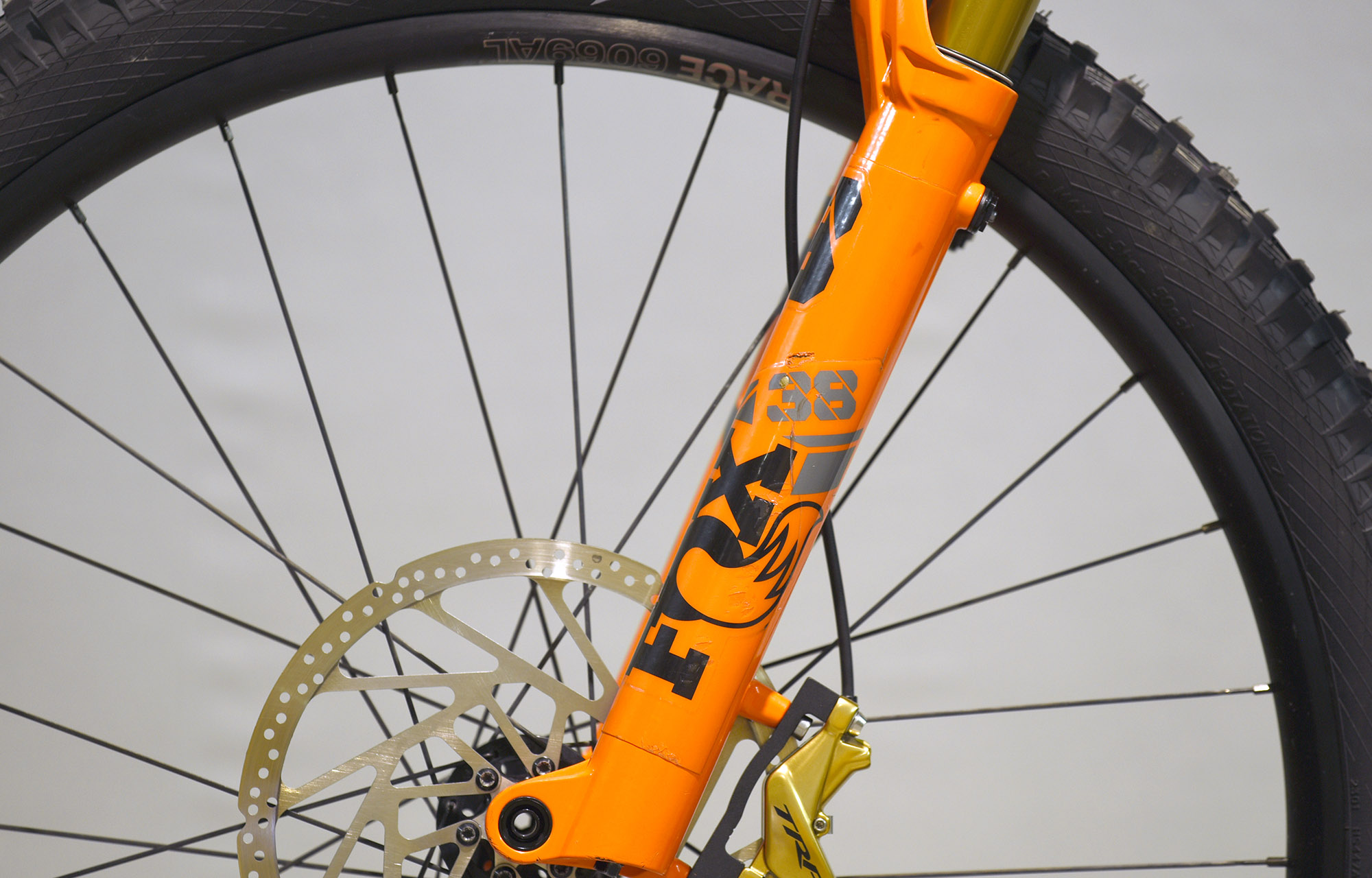 COMMENCAL META POWER SX BOSCH CLEAR SILVER [COMMENCAL TEAM] ALC - M (23100058) 2480km image number null
