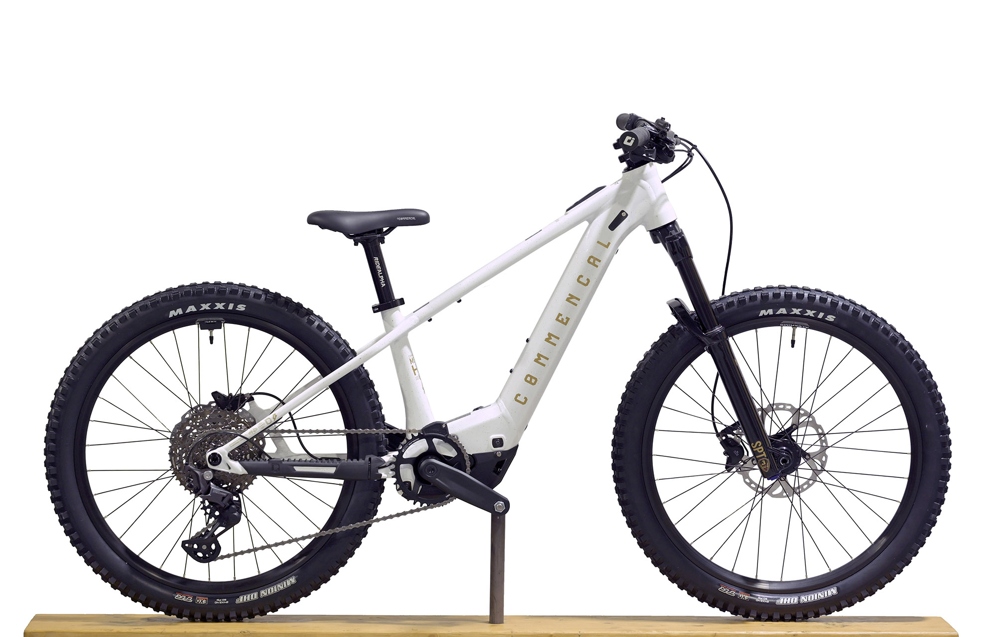 COMMENCAL META HT 24 POWER GLITTERY WHITE - (24173700) 0 km image number null