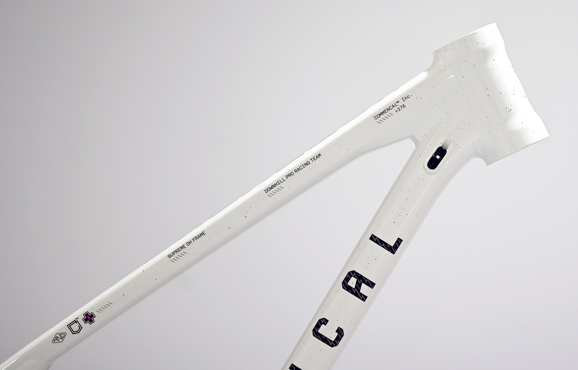 FRAME COMMENCAL SUPREME DH V5 MUC-OFF TEAM - L (25250303) image cover number large 1