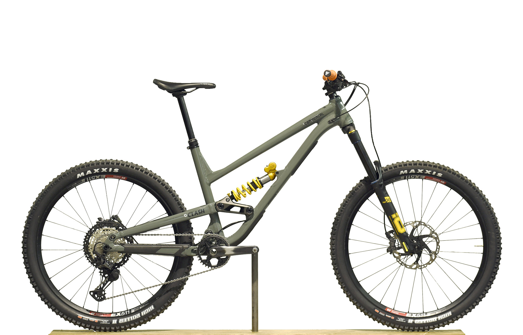 COMMENCAL CLASH OHLINS EDITION KESWICK GREEN - L (22131603) image number null