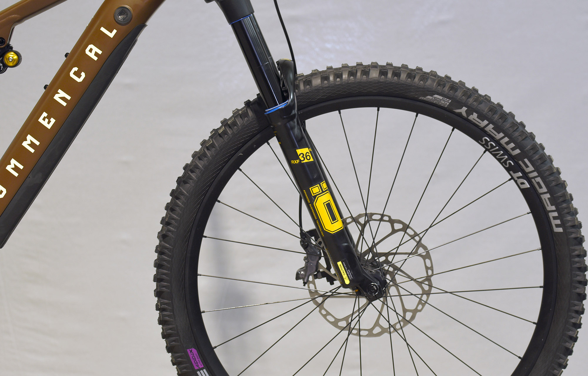 COMMENCAL META POWER TR BOSCH OHLINS FROZEN BROWN - L (22181803) 0km image number null