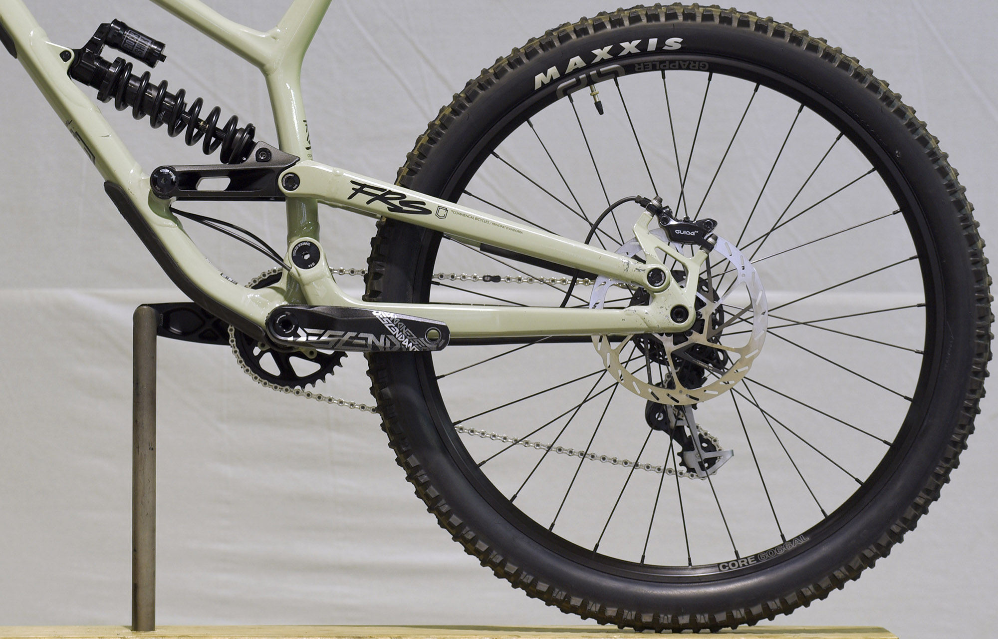 COMMENCAL FRS RIDE HERITAGE GREEN - M (22150402) image number null