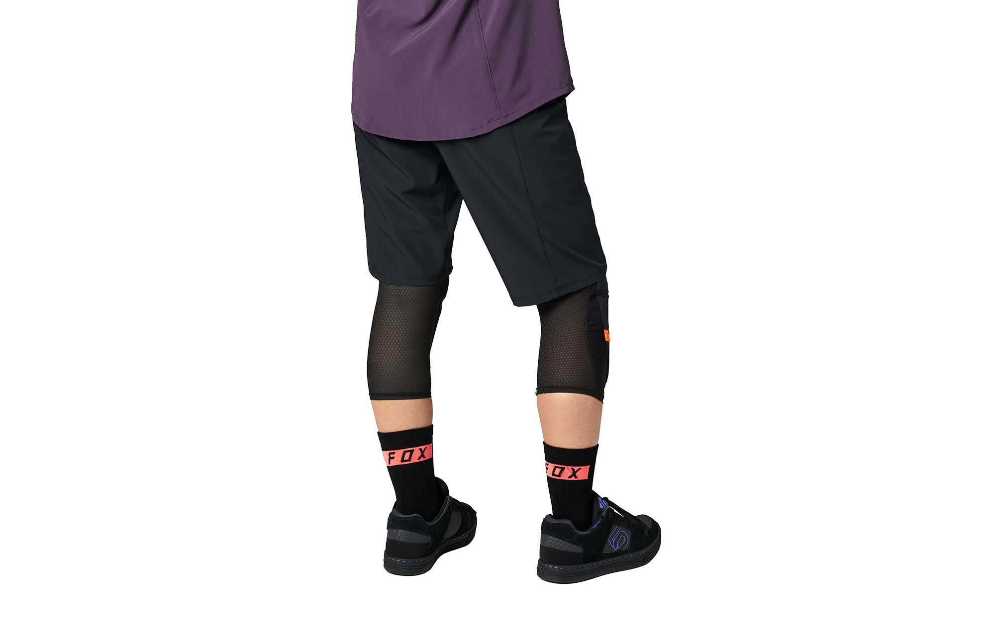 FOX WOMEN FLEXAIR LITE SHORTS NO LINER BLACK image number 2