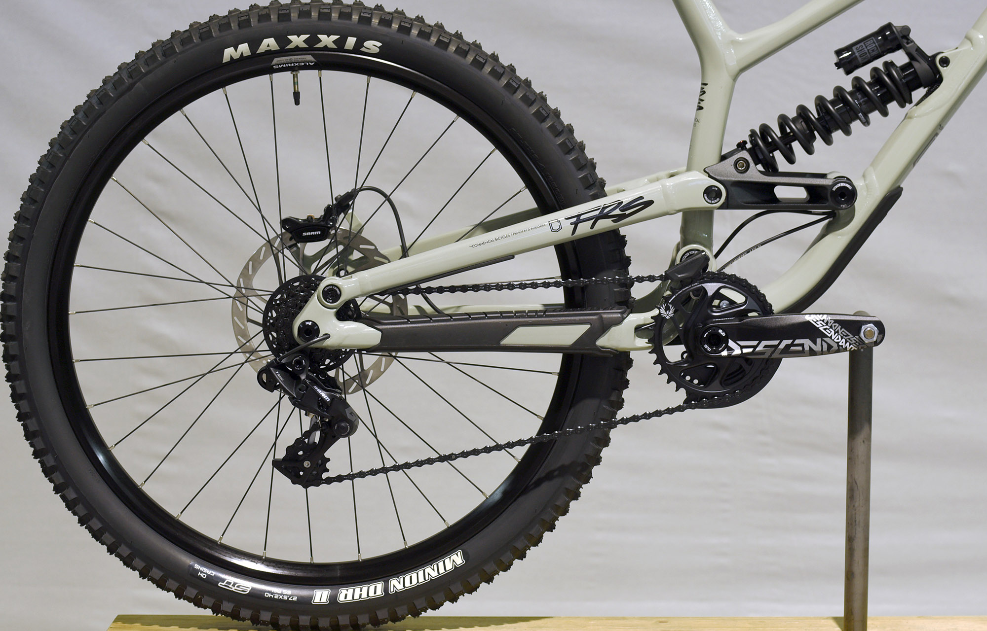 COMMENCAL FRS RIDE HERITAGE GREEN - L (22150403) image number null