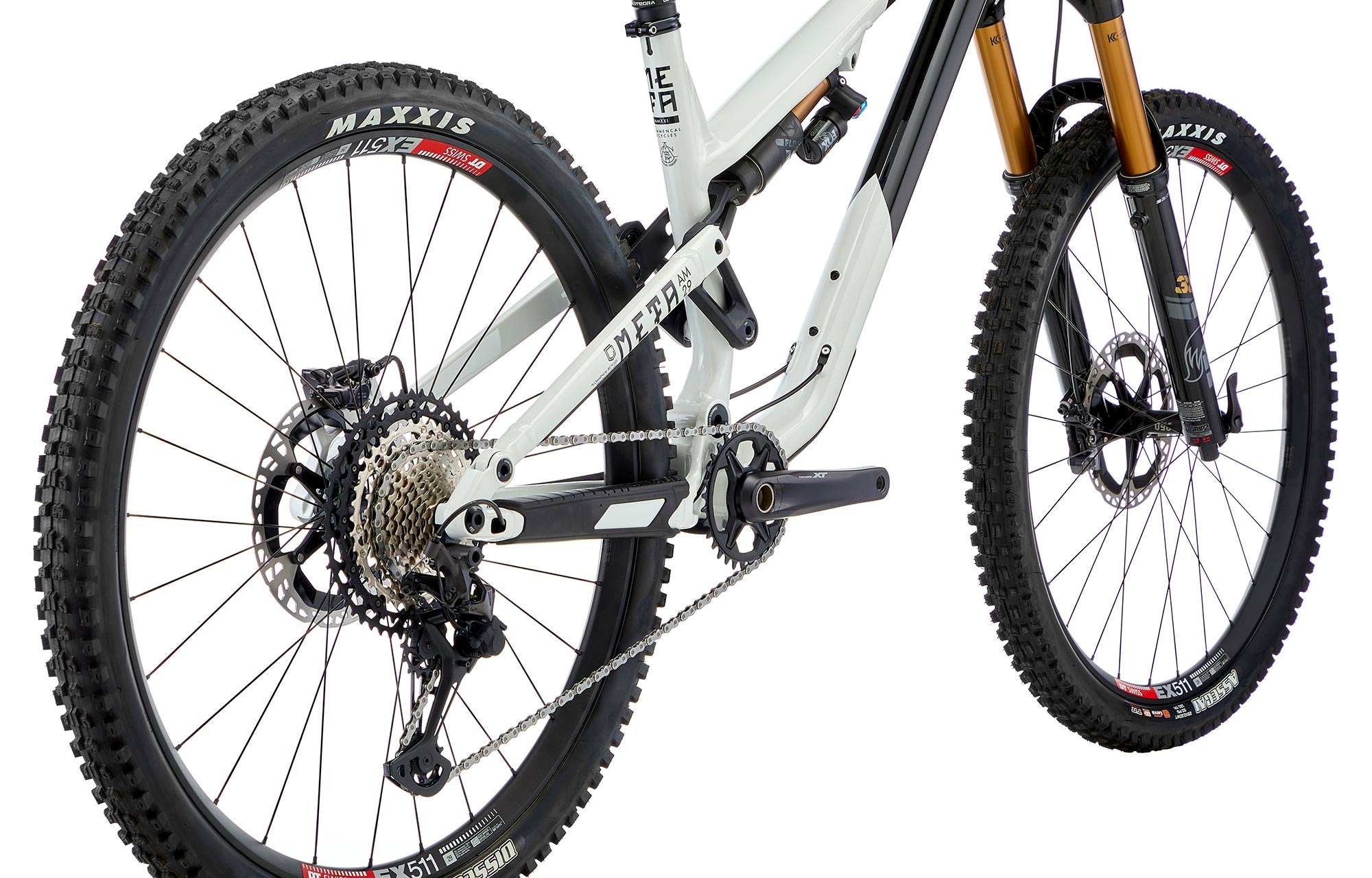 COMMENCAL META AM 29 SIGNATURE BLACK / WHITE image number null