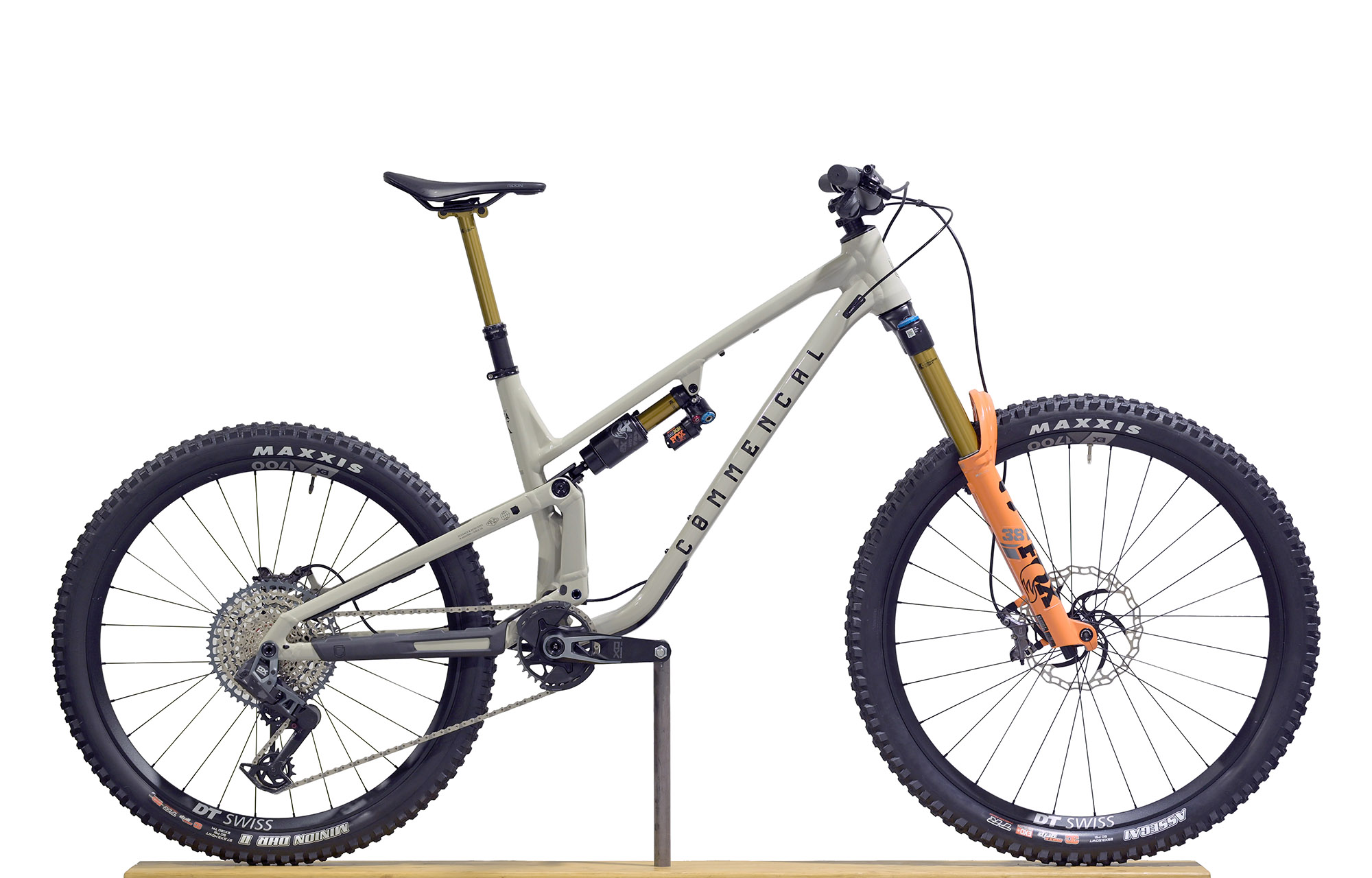 COMMENCAL META SX V5 T-TYPE CHALK - L (23132003) image number null