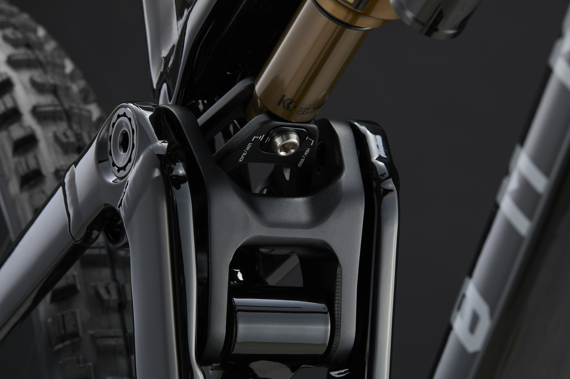 COMMENCAL META V5 SIGNATURE PURE BLACK  2027 image large number 8
