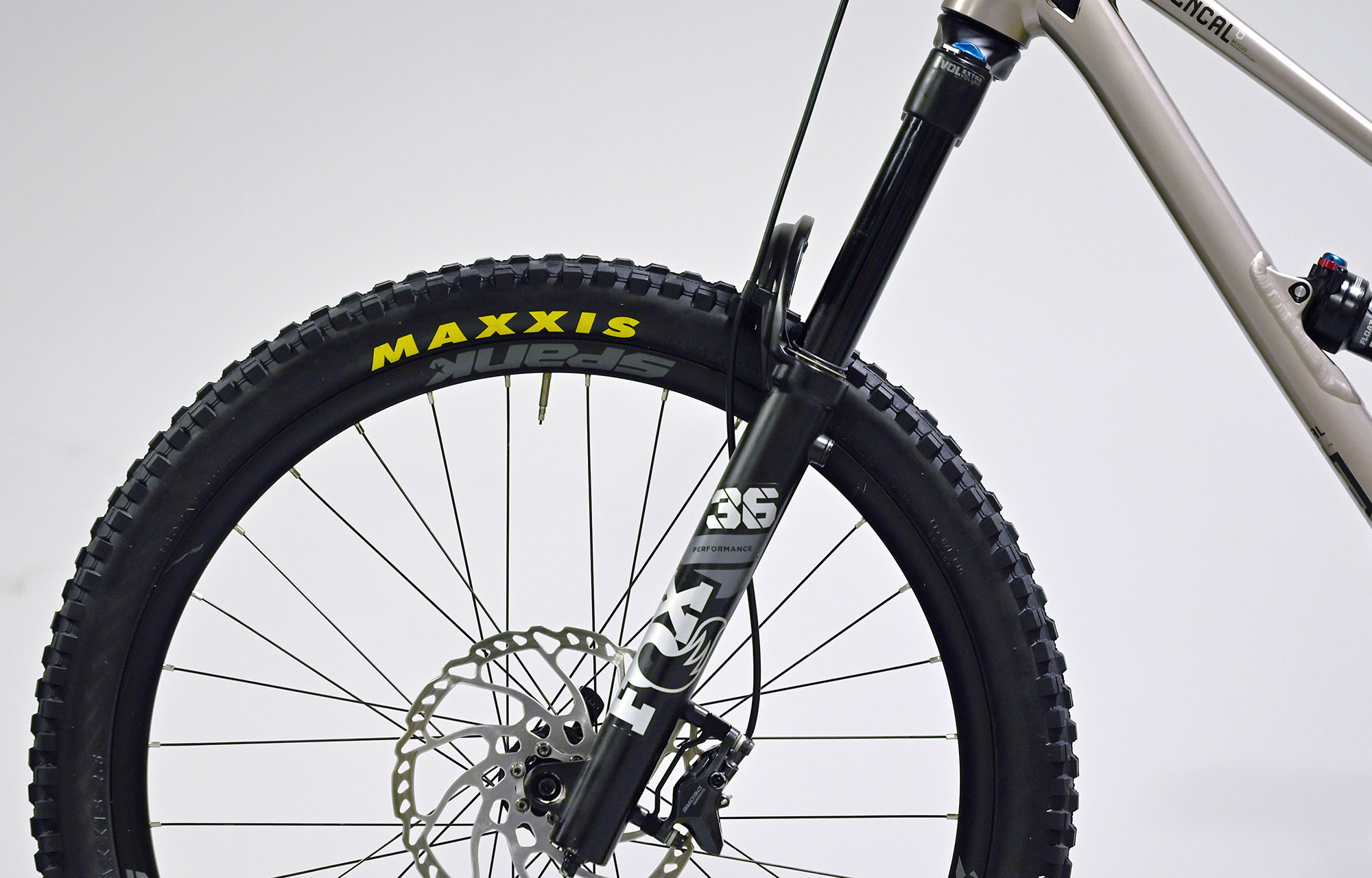 COMMENCAL CLASH JR CHAMPAGNE - (22170700) image cover number large 8