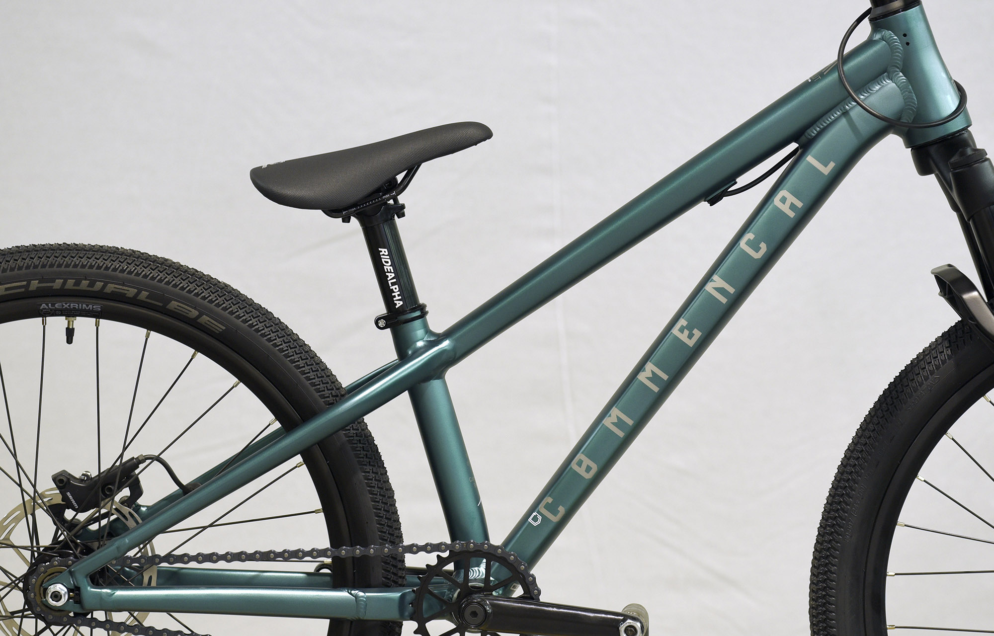 COMMENCAL ABSOLUT 24 ACID LAKE - (22175600) image number null