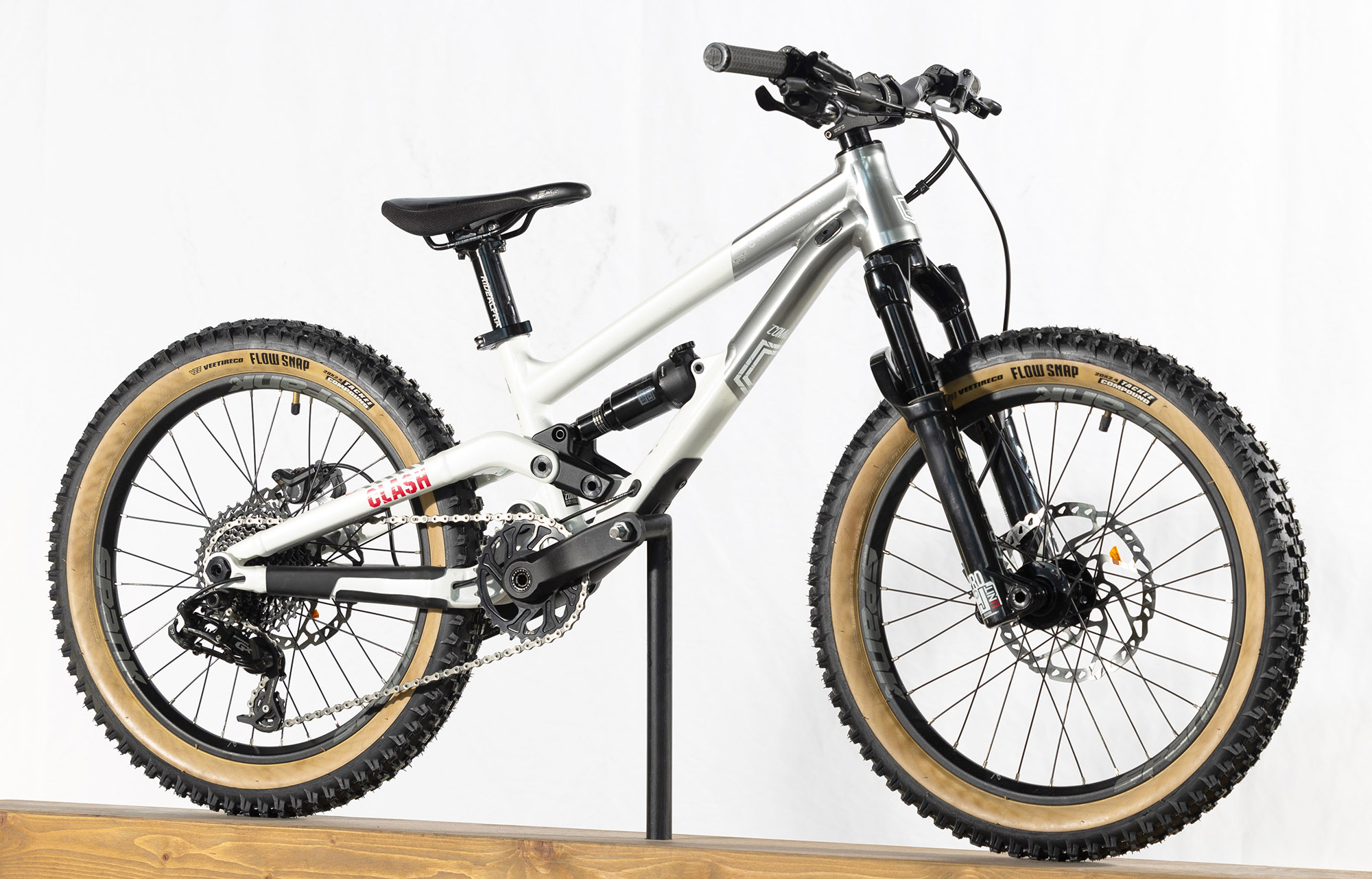 COMMENCAL CLASH CHROME - 20 image number null