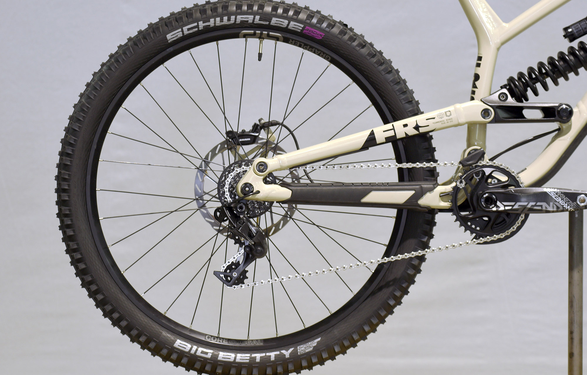 COMMENCAL FRS RIDE CHALK - L (22152103) image number null