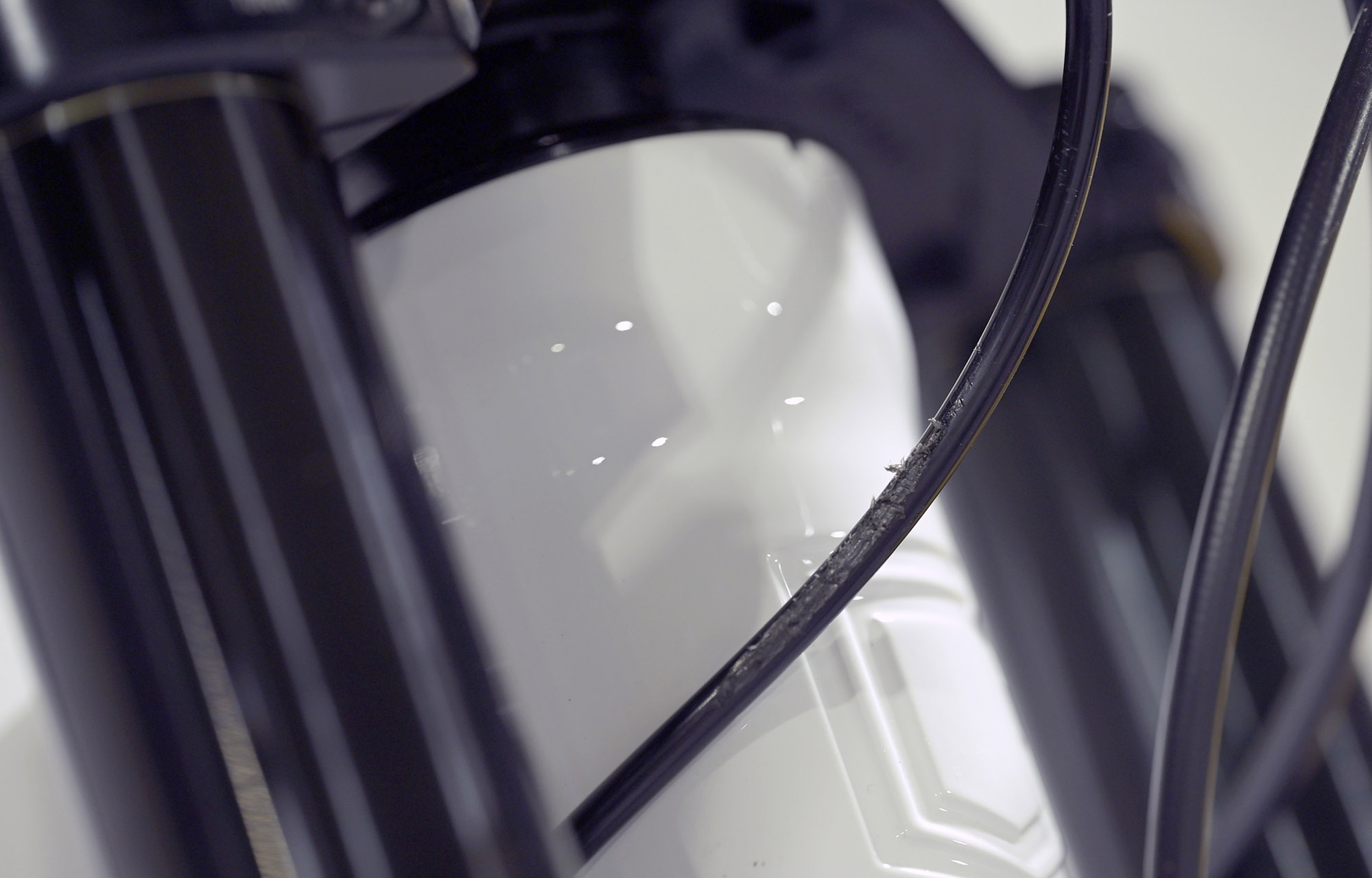 COMMENCAL SUPREME DH V5 XS PURE WHITE - (25174100) image cover number large 8