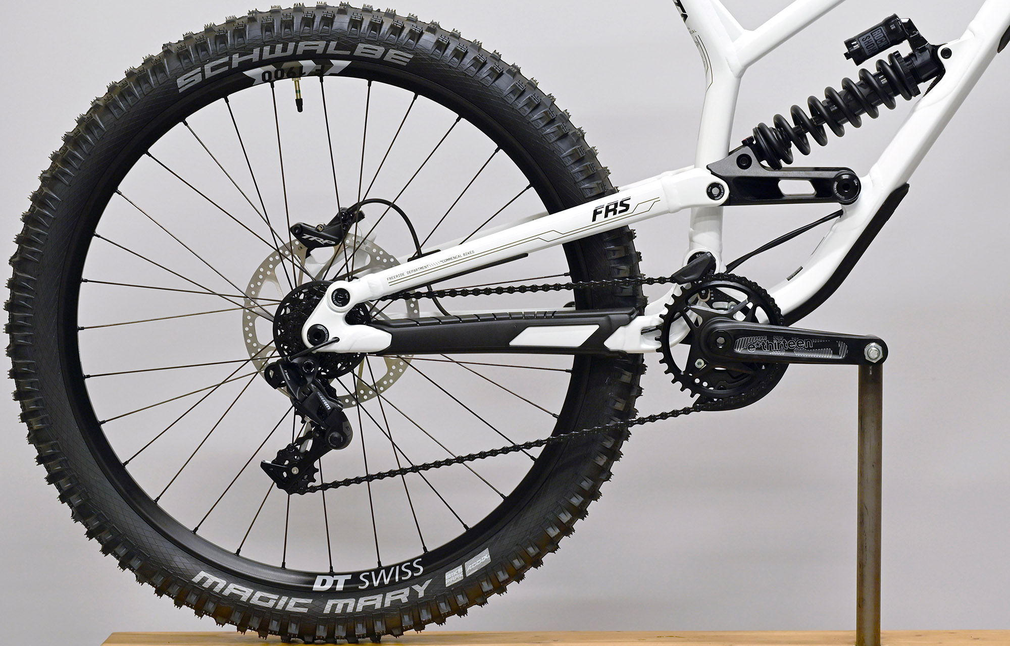 COMMENCAL FRS PARK PURE WHITE - M (24156502) image number null