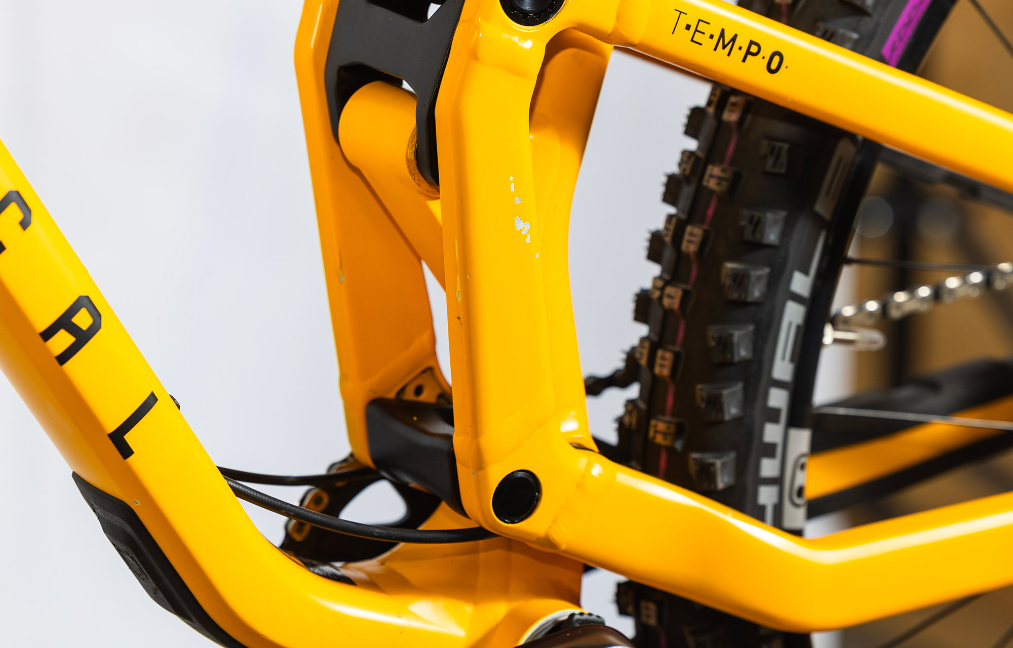 COMMENCAL TEMPO OHLINS EDITION YELLOW - M (22121102) image cover number large 3