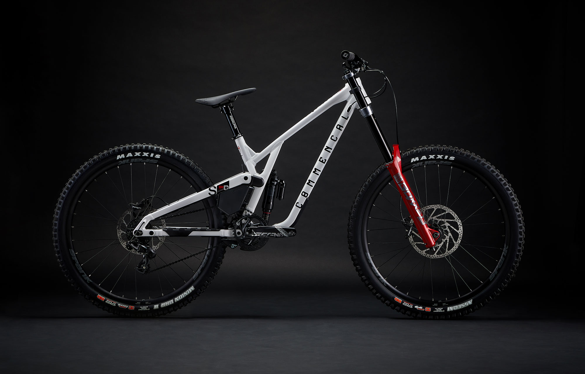 COMMENCAL SUPREME DH V5 XS PURE WHITE image number null