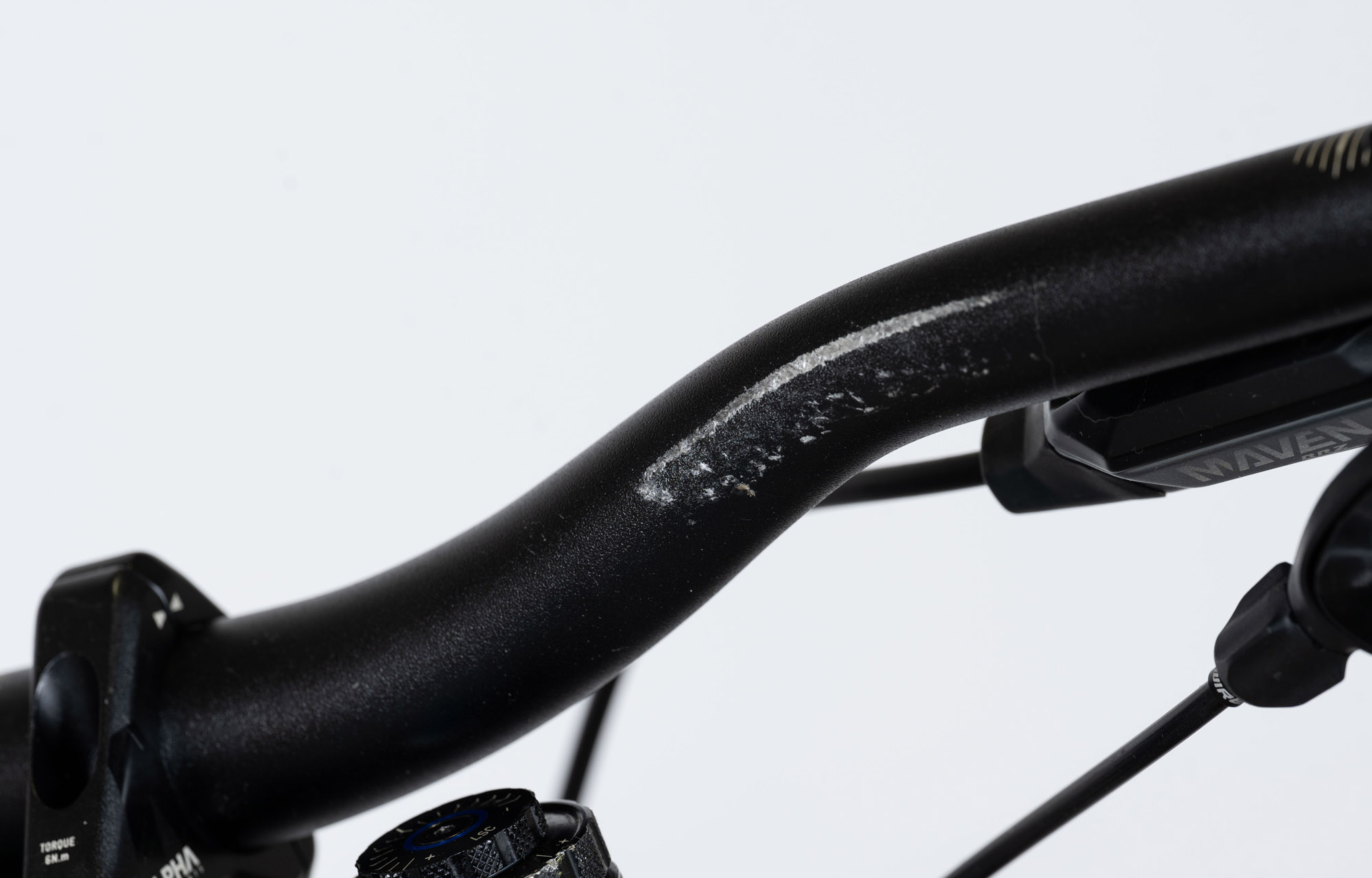 COMMENCAL SUPREME DH V5 ROCKSHOX PURE WHITE - L (24157103) image large number 13