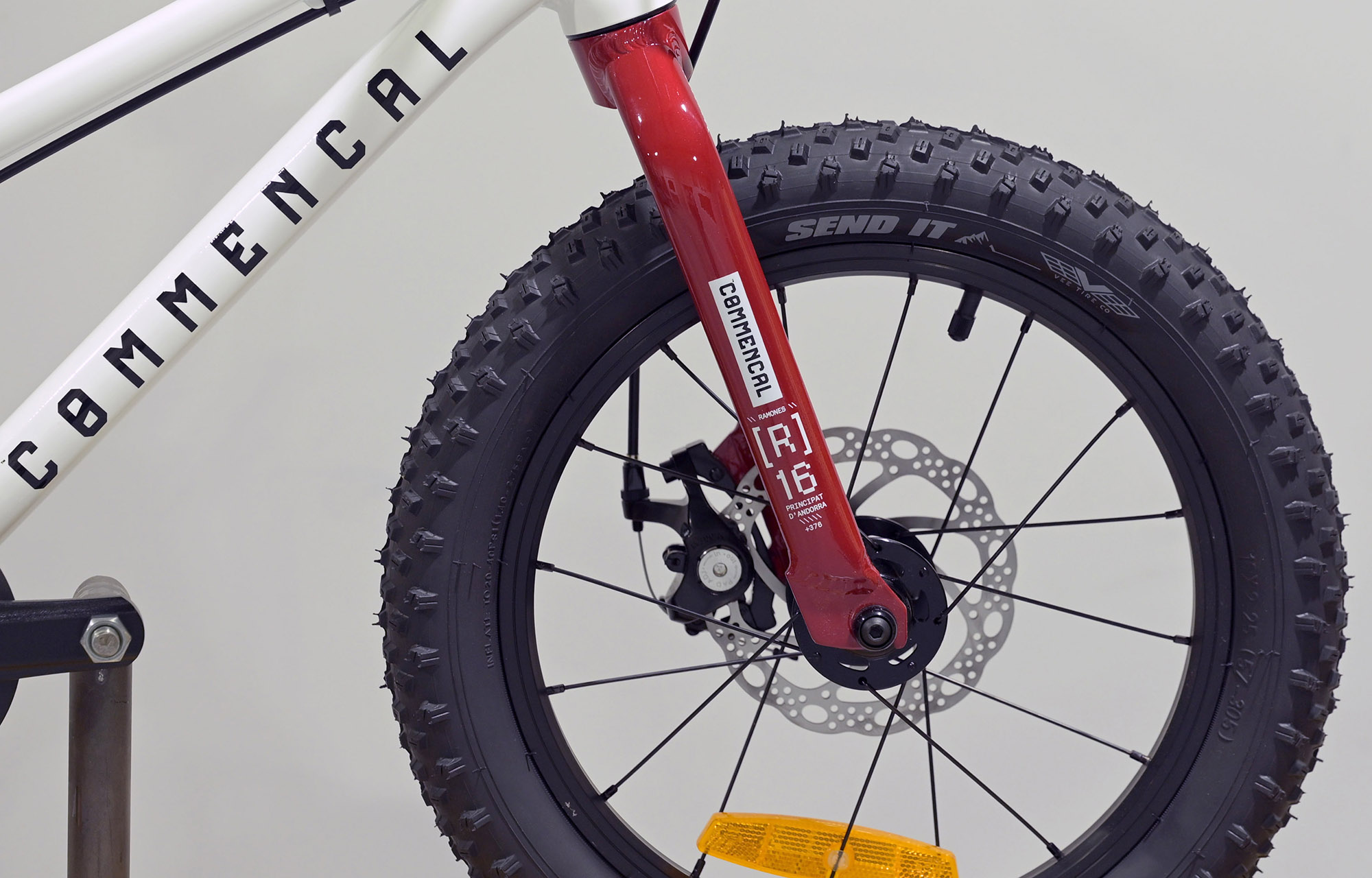 COMMENCAL RAMONES 16 WHITE (25171500) image cover number large 1